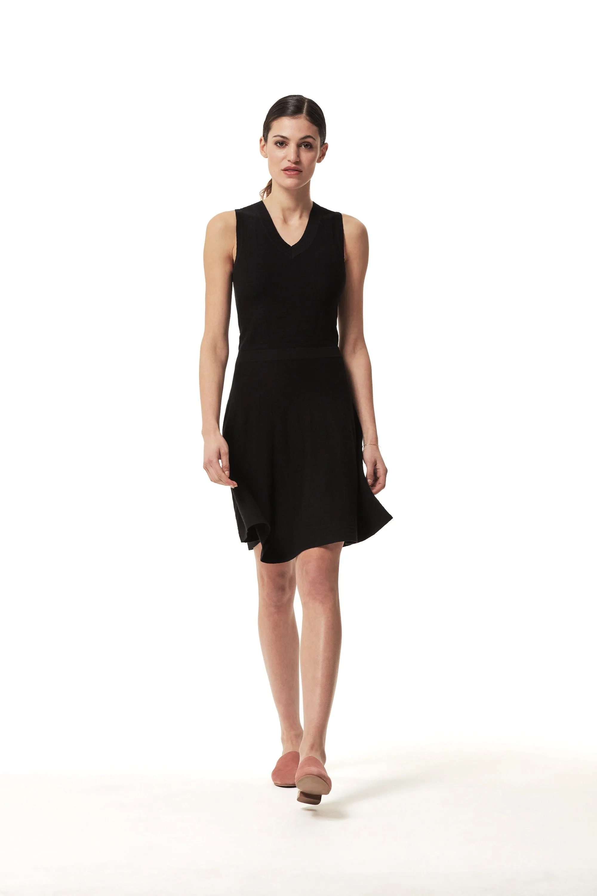 MARGOT black sold by ça va de soi product image thumbnail 3