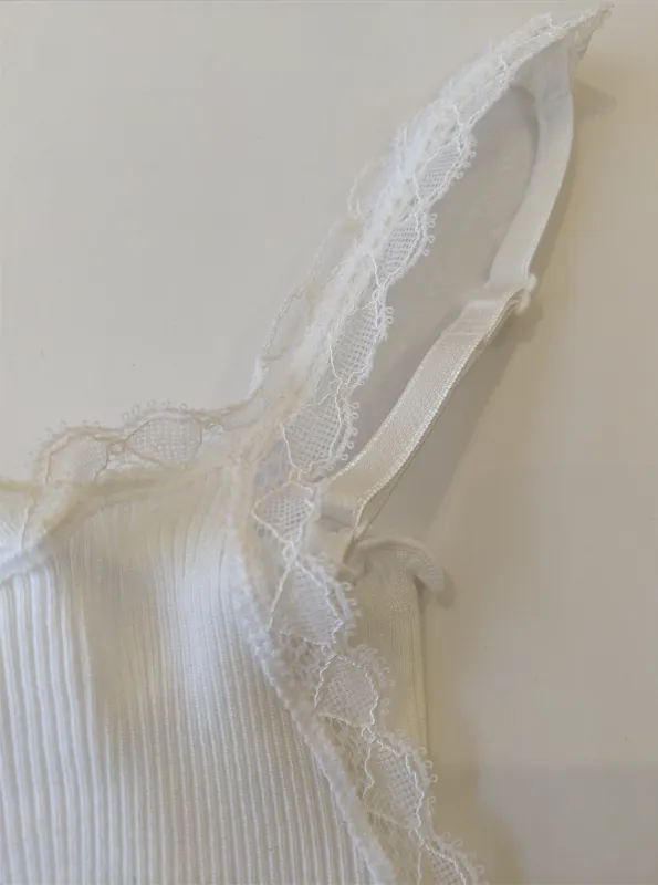 SUBLIME white sold by ça va de soi