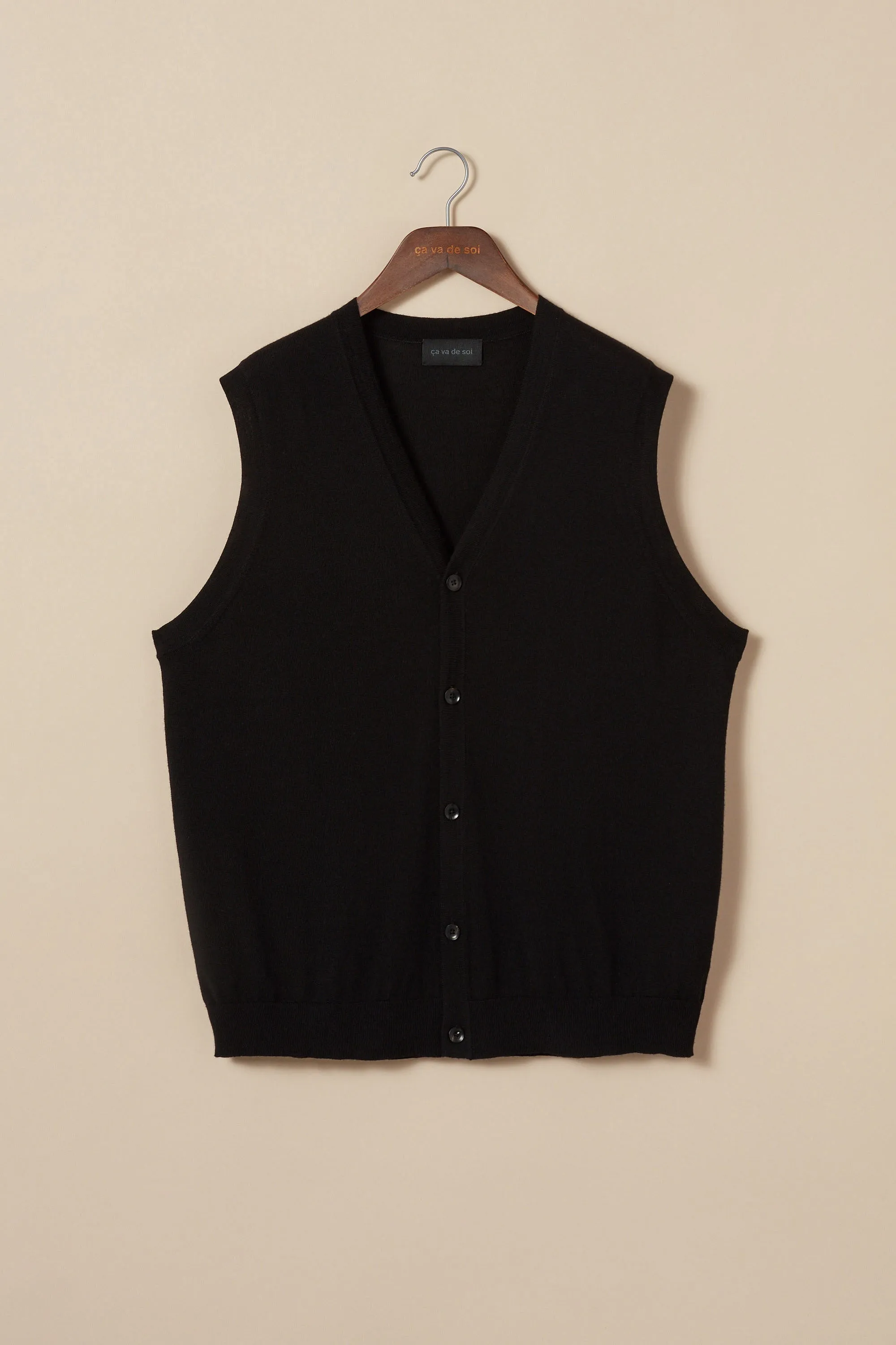 YORK black sold by ça va de soi