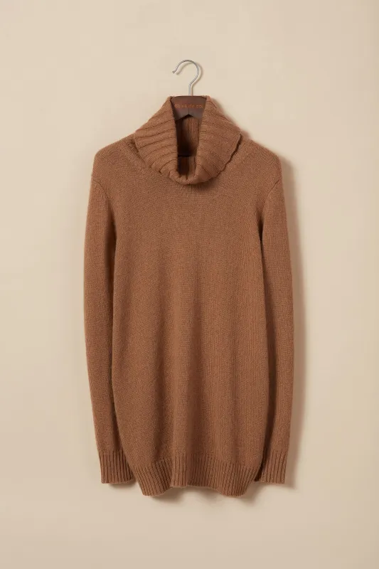 ANATOLIA camel sold by ça va de soi