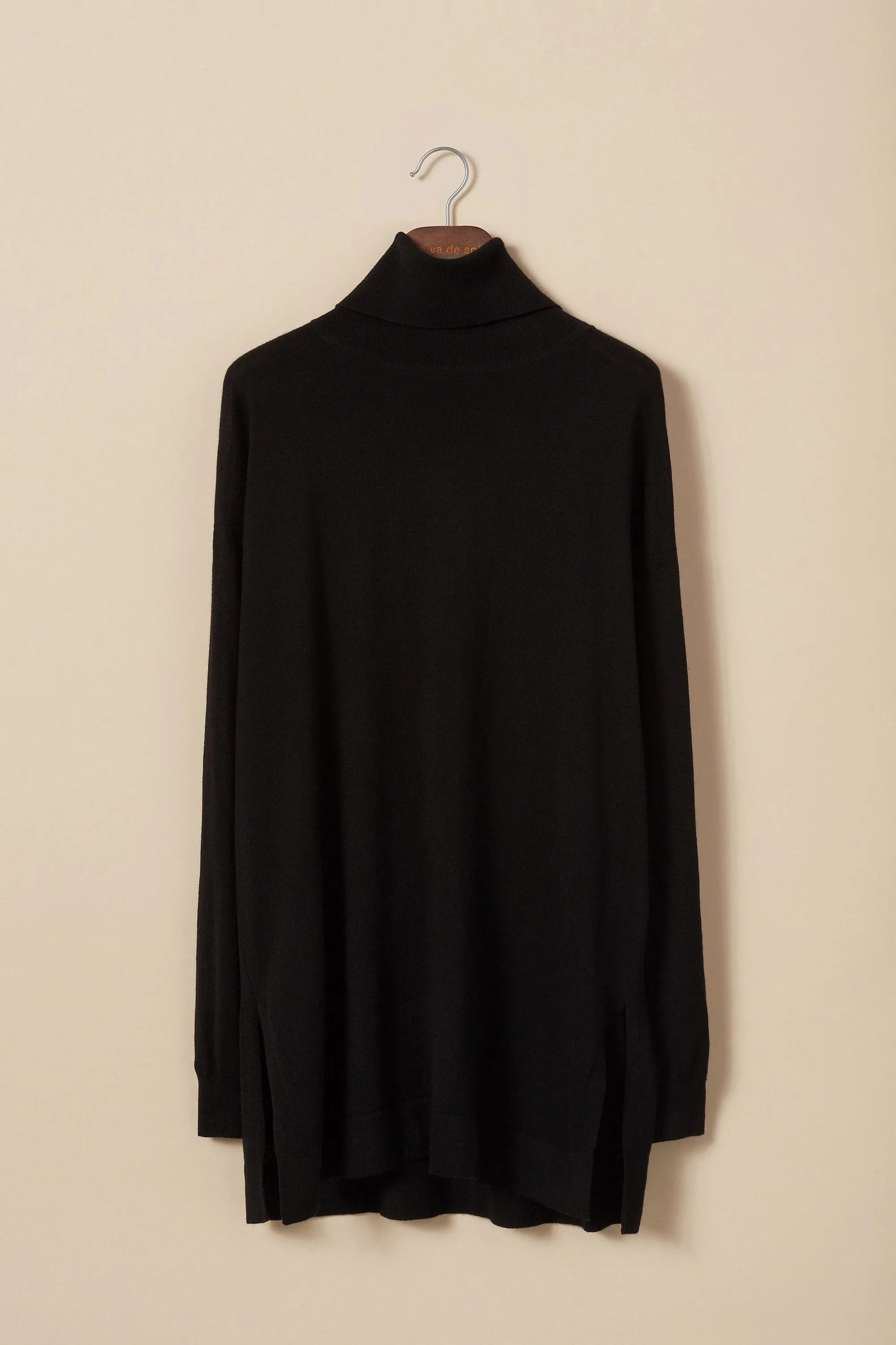 BERCY black sold by ça va de soi