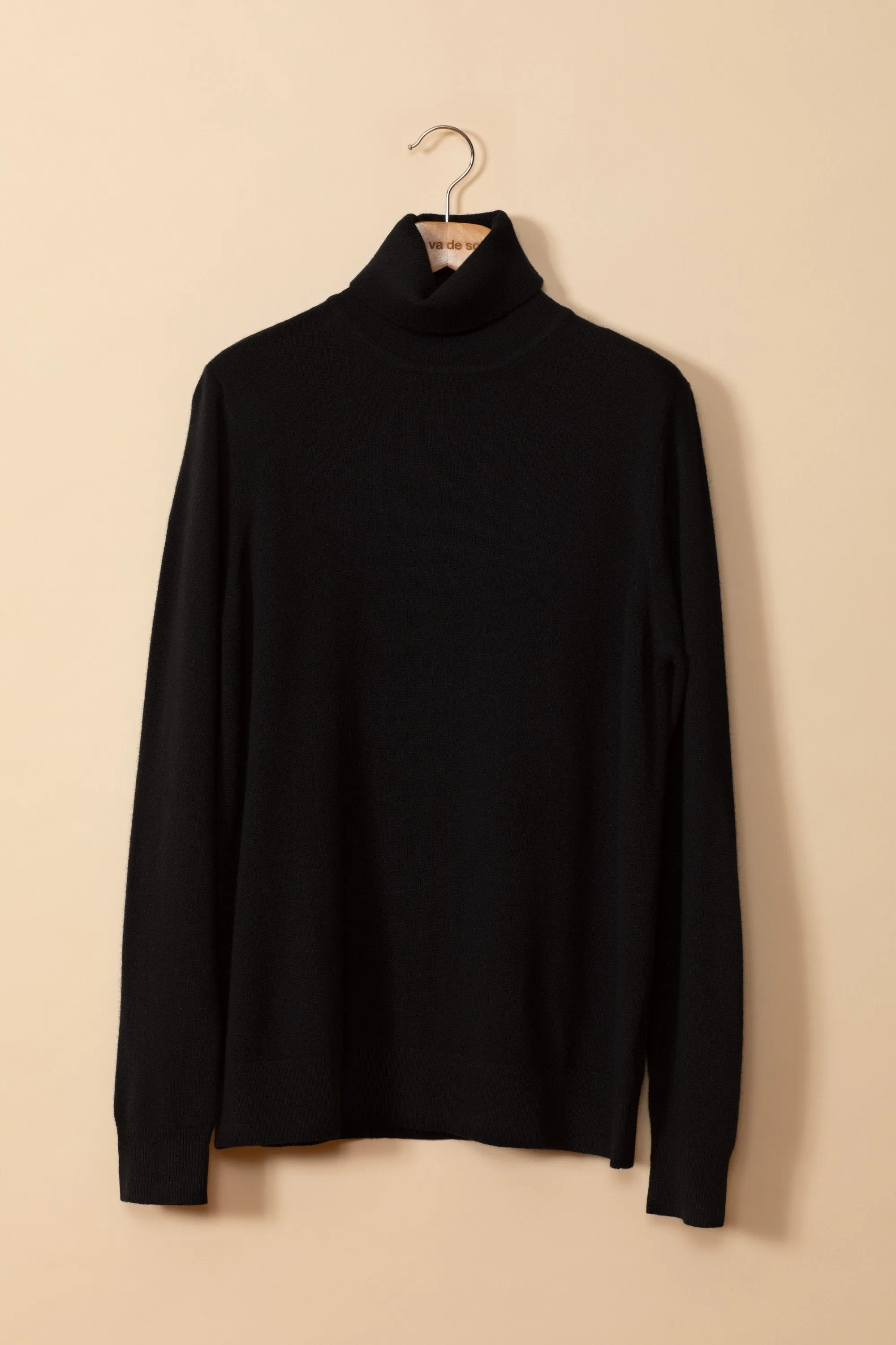 MILES black sold by ça va de soi