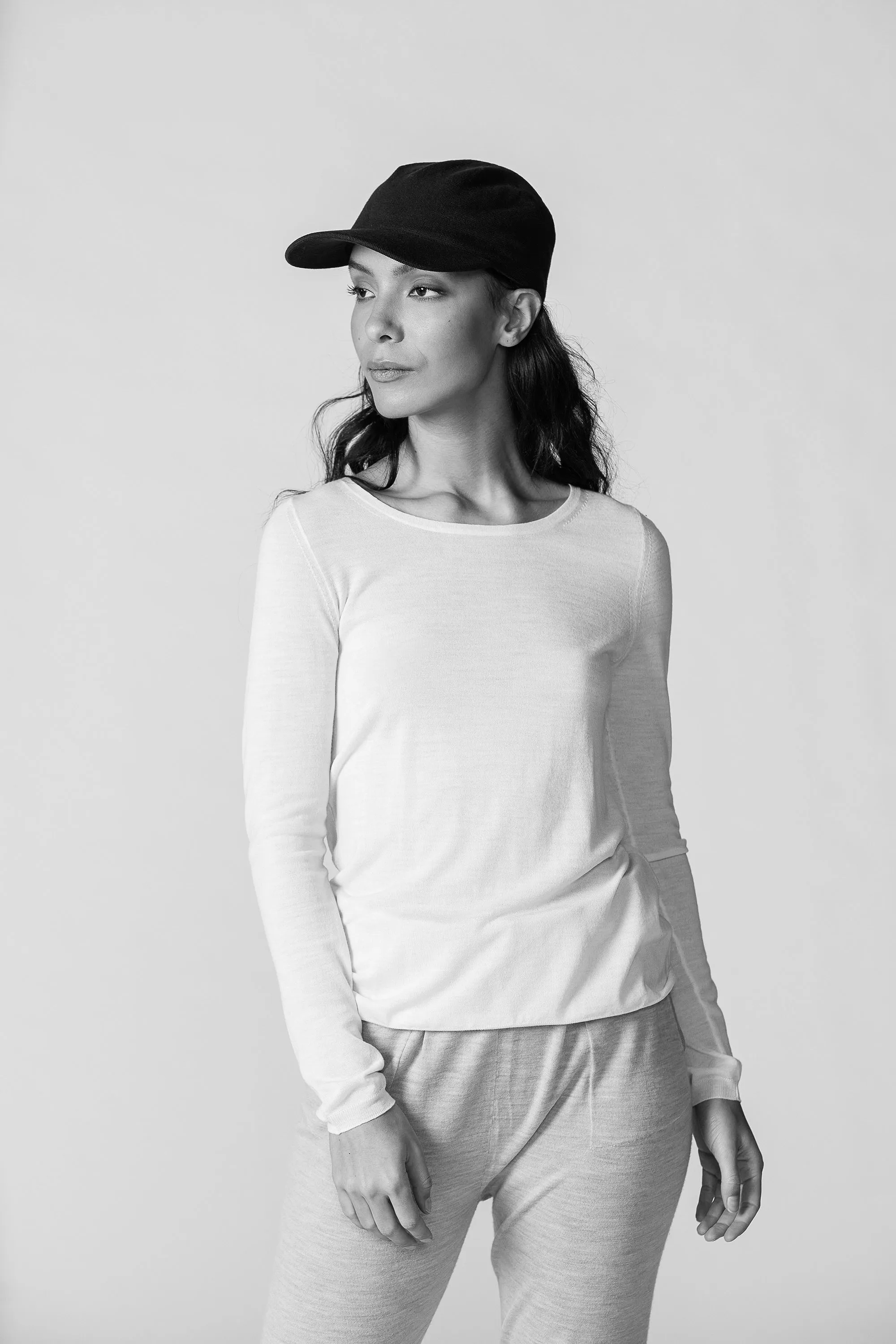 GUI white sold by ça va de soi product image thumbnail 3