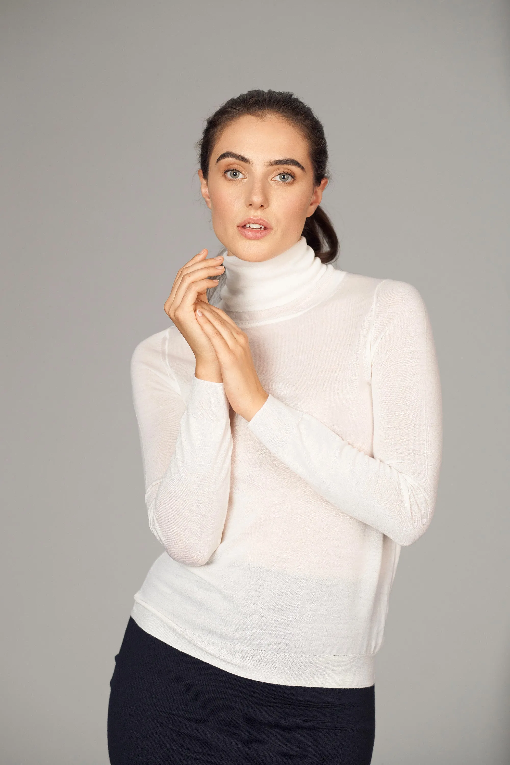 AURELIE white sold by ça va de soi product image thumbnail 3