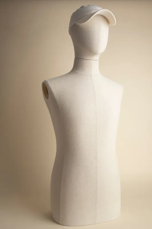 GUI white sold by ça va de soi