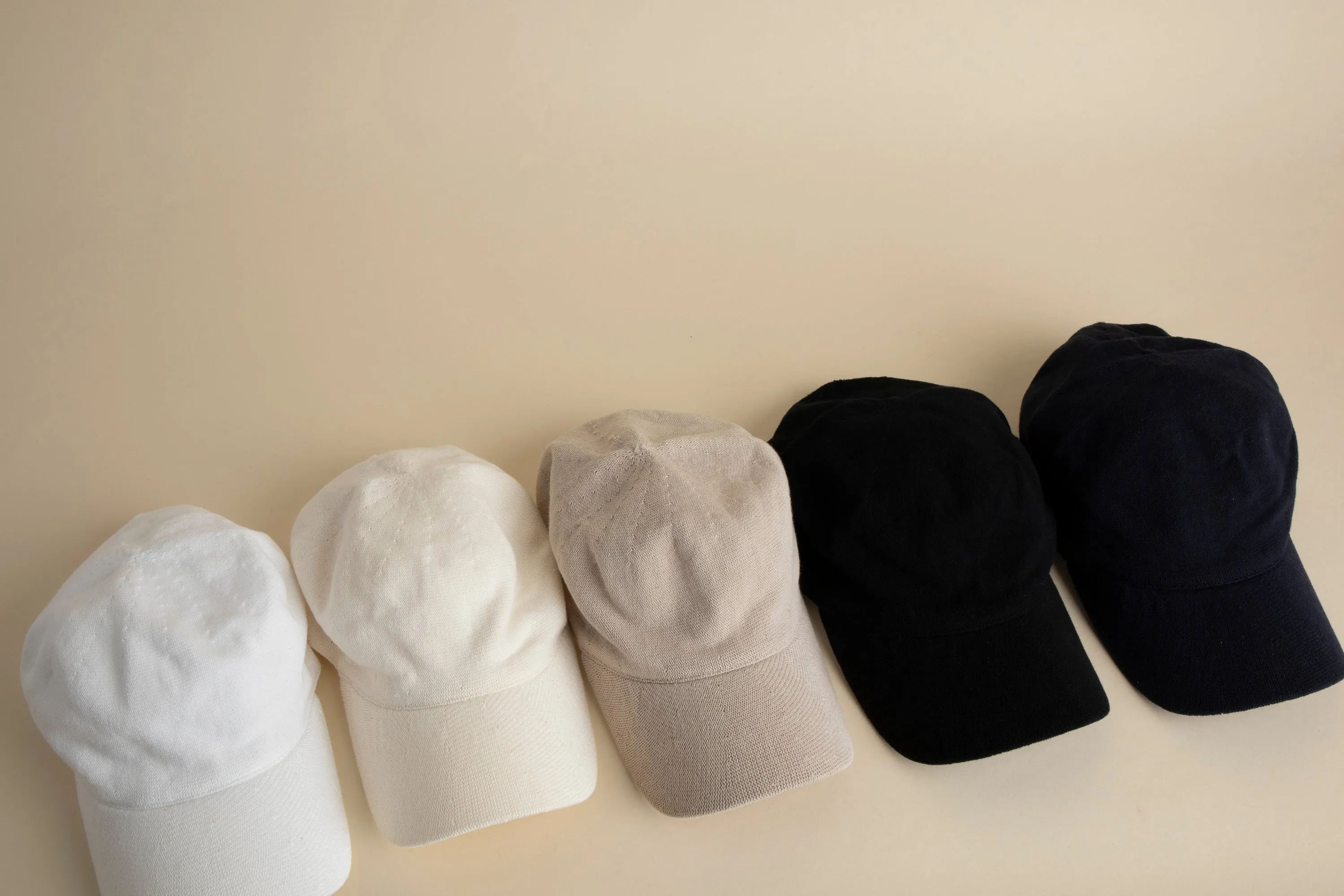 GUI white sold by ça va de soi product image thumbnail 4