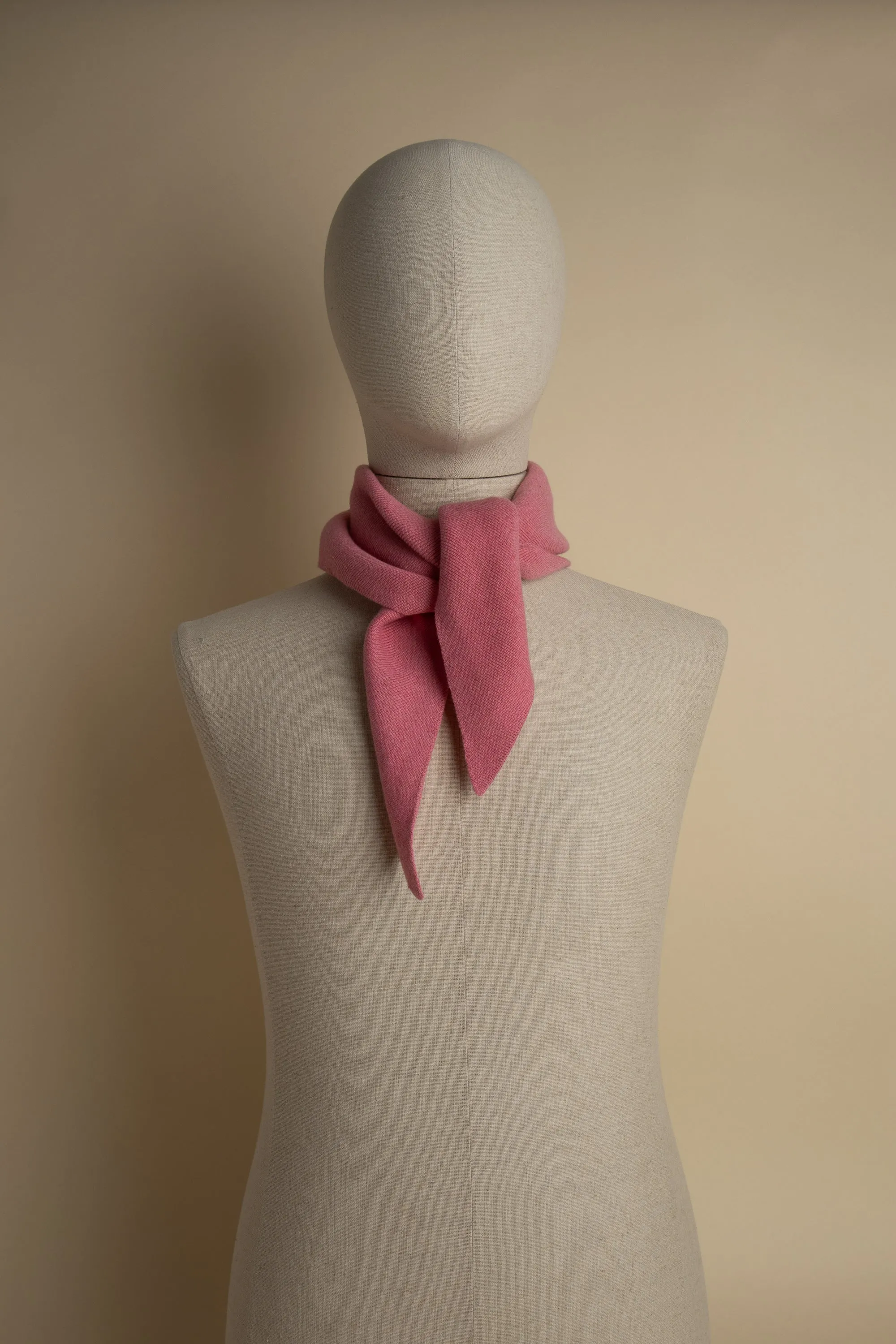 BEAUDELAIRE strawberry sold by ça va de soi product image thumbnail 3