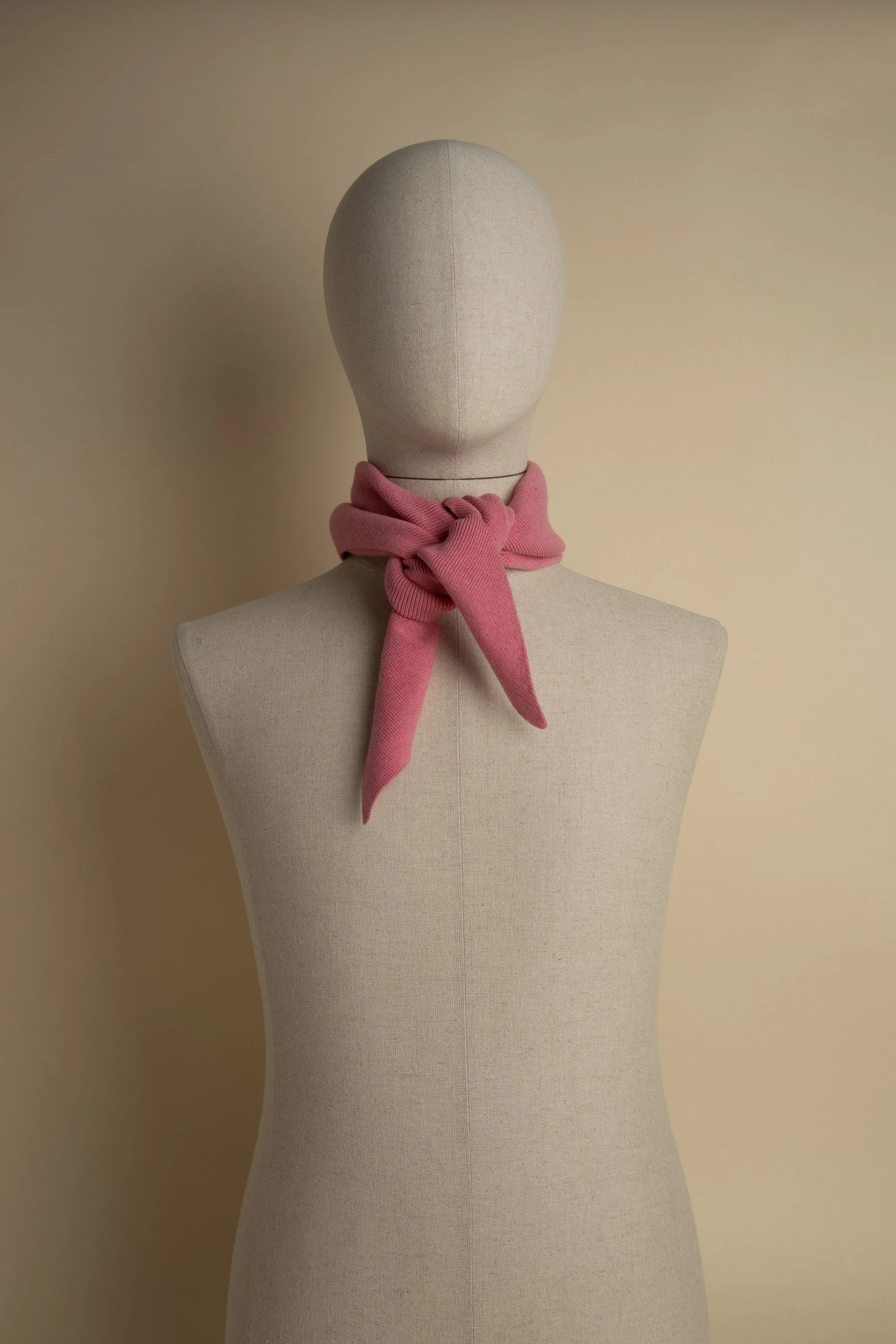 BEAUDELAIRE strawberry sold by ça va de soi product image thumbnail 2