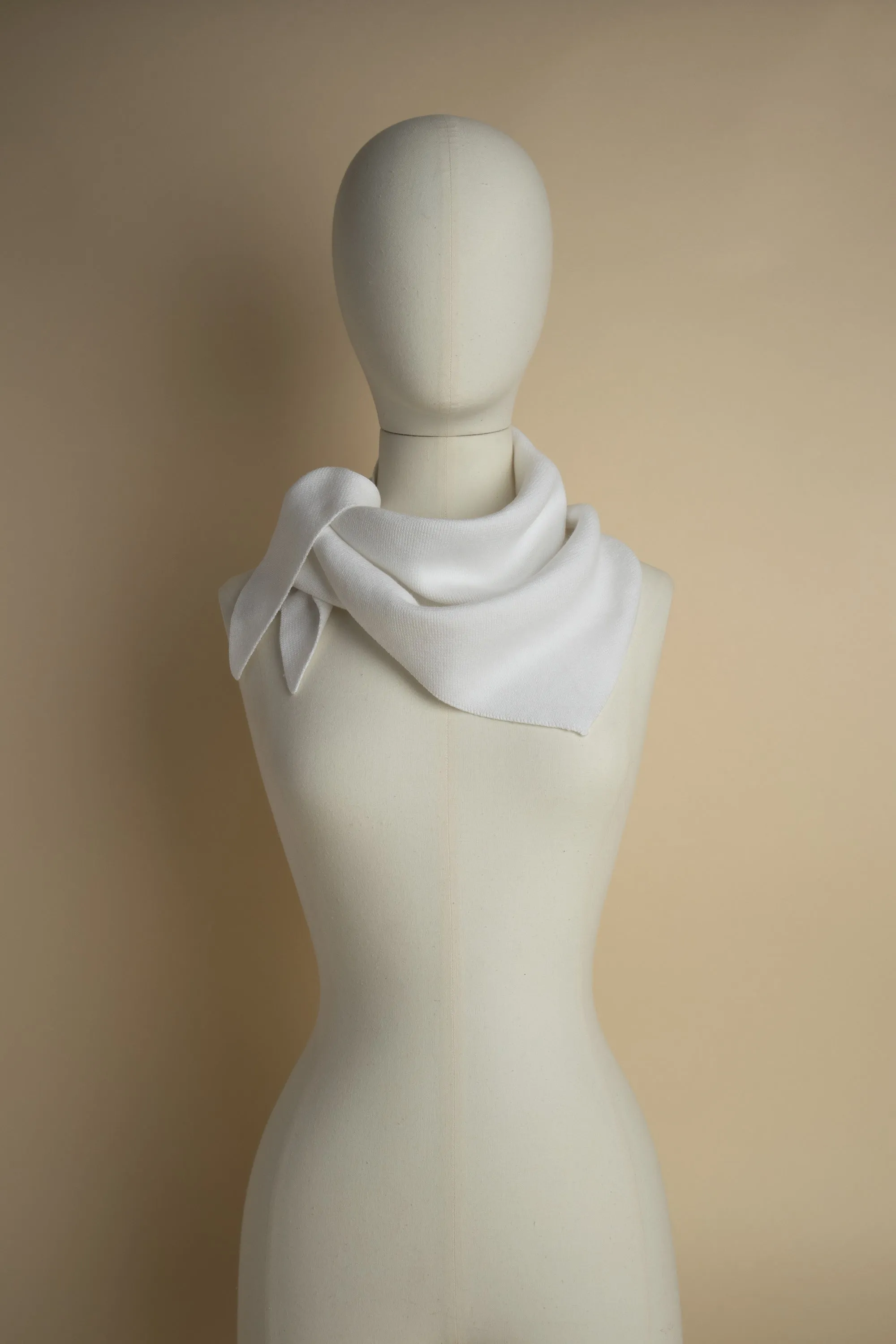 BEAUDELAIRE white sold by ça va de soi