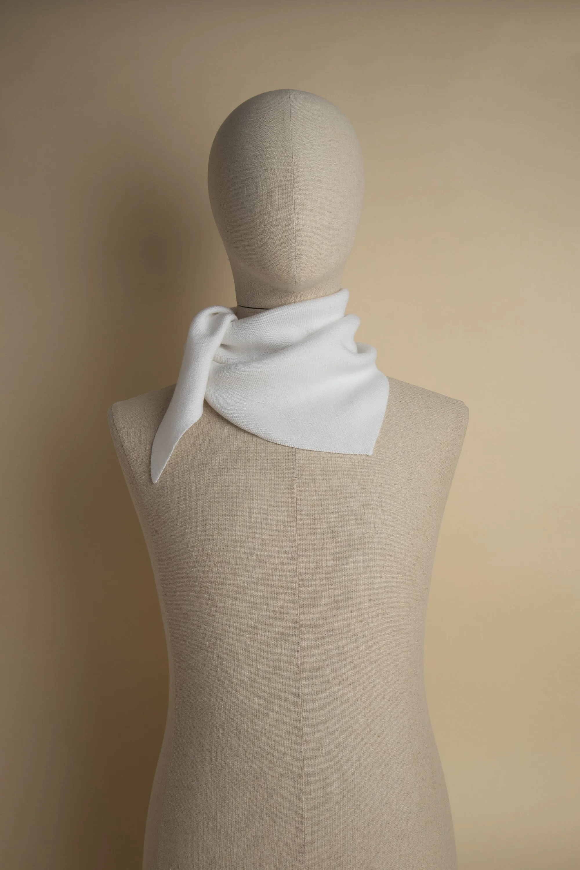 BEAUDELAIRE white sold by ça va de soi product image thumbnail 2