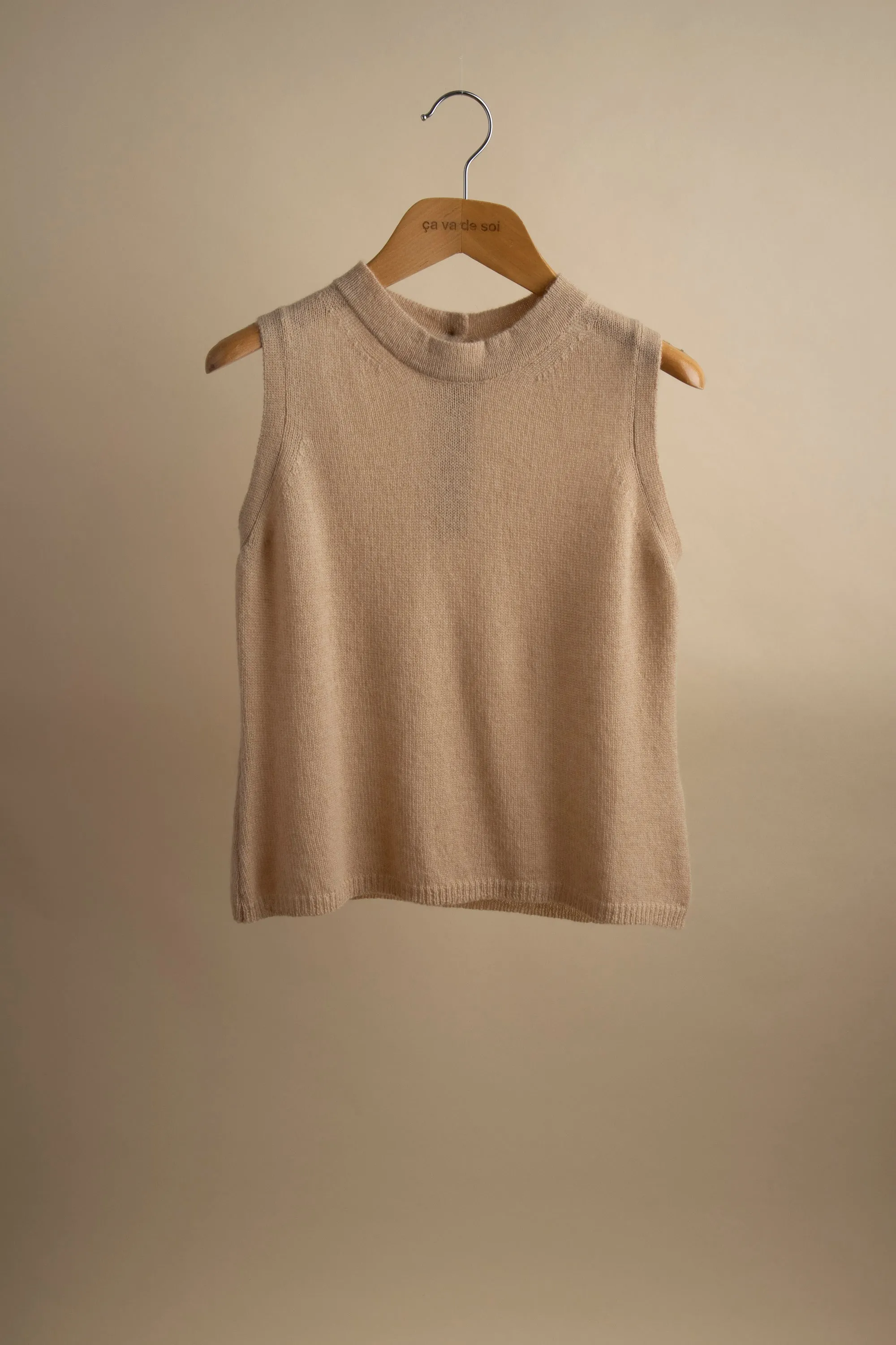 OROG albino sold by ça va de soi product image thumbnail 2