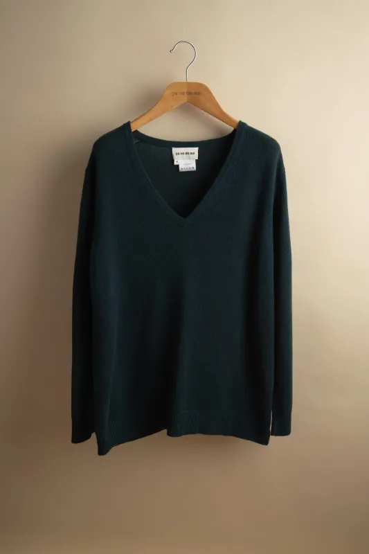 SUTAI emerald sold by ça va de soi