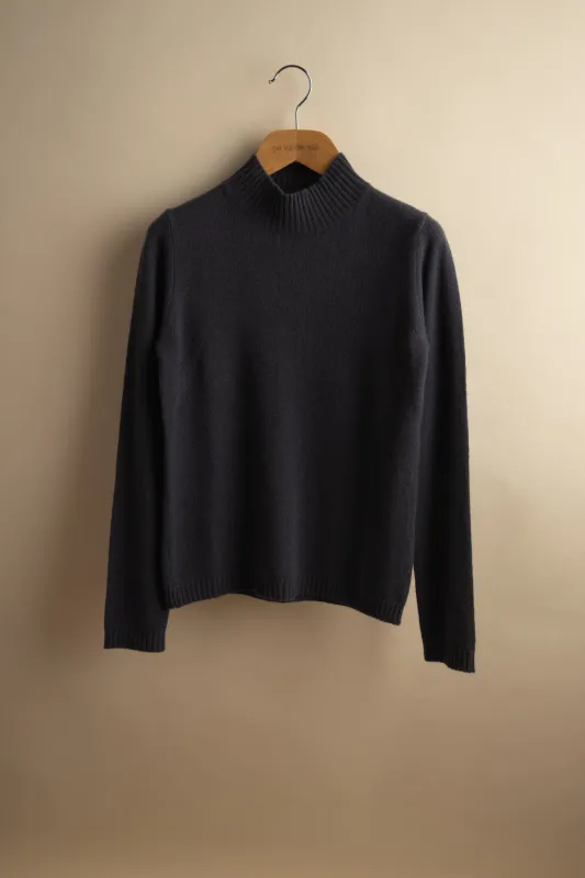 QIIAN slate sold by ça va de soi