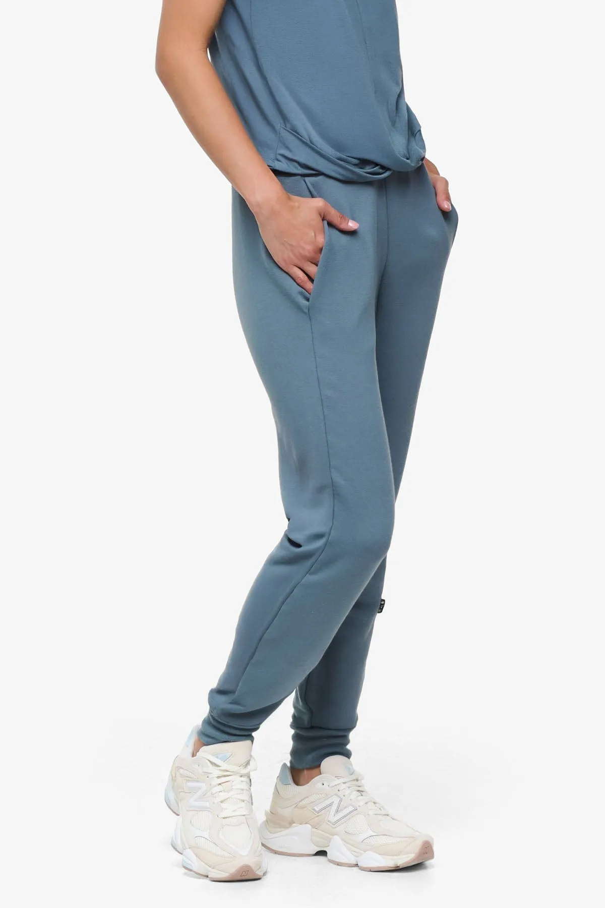 Freedom Jogger in Basalt sold by Daub & Design product image thumbnail 2