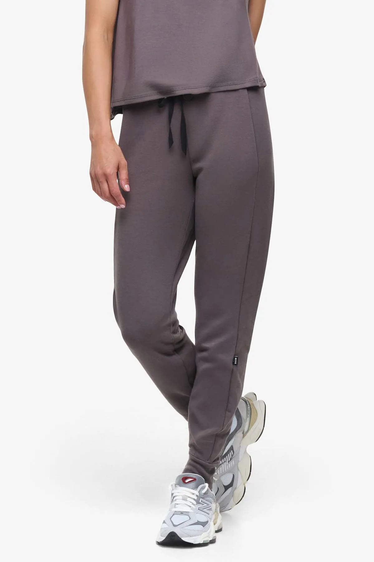 Freedom Jogger in Velora sold by Daub & Design product image thumbnail 4