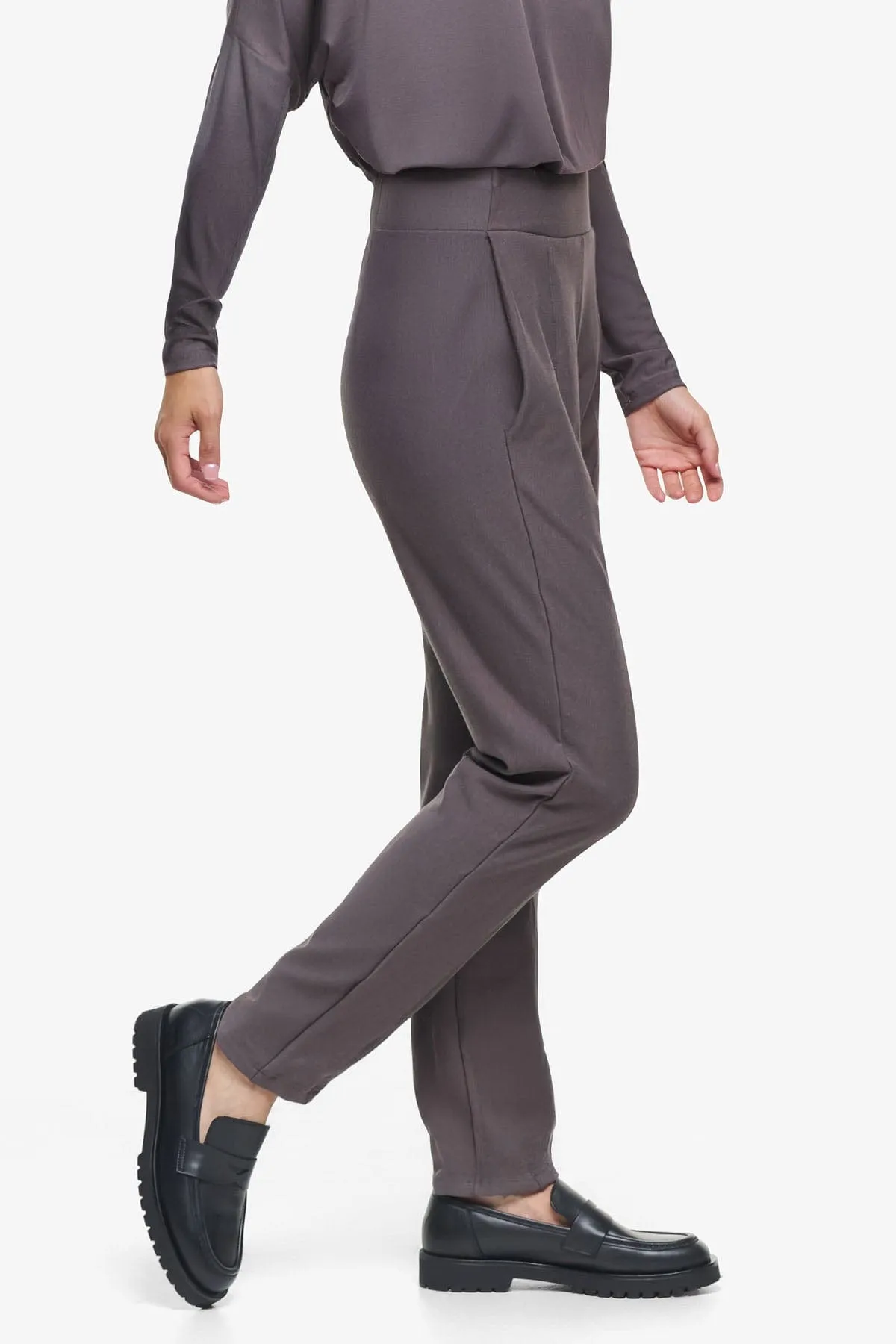 Knox Straight Leg Pant in Velora sold by Daub & Design product image thumbnail 2