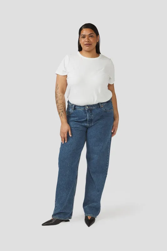 Quinn made by Decade Studio