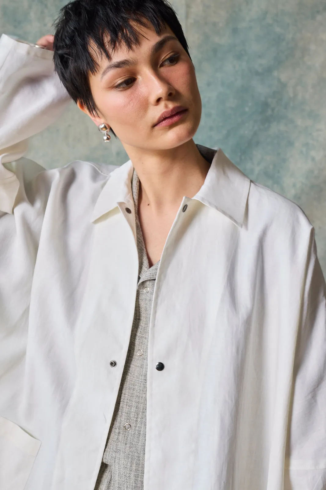 Oversized Shirt Jacket - Paper sold by Devlyn van Loon product image thumbnail 4