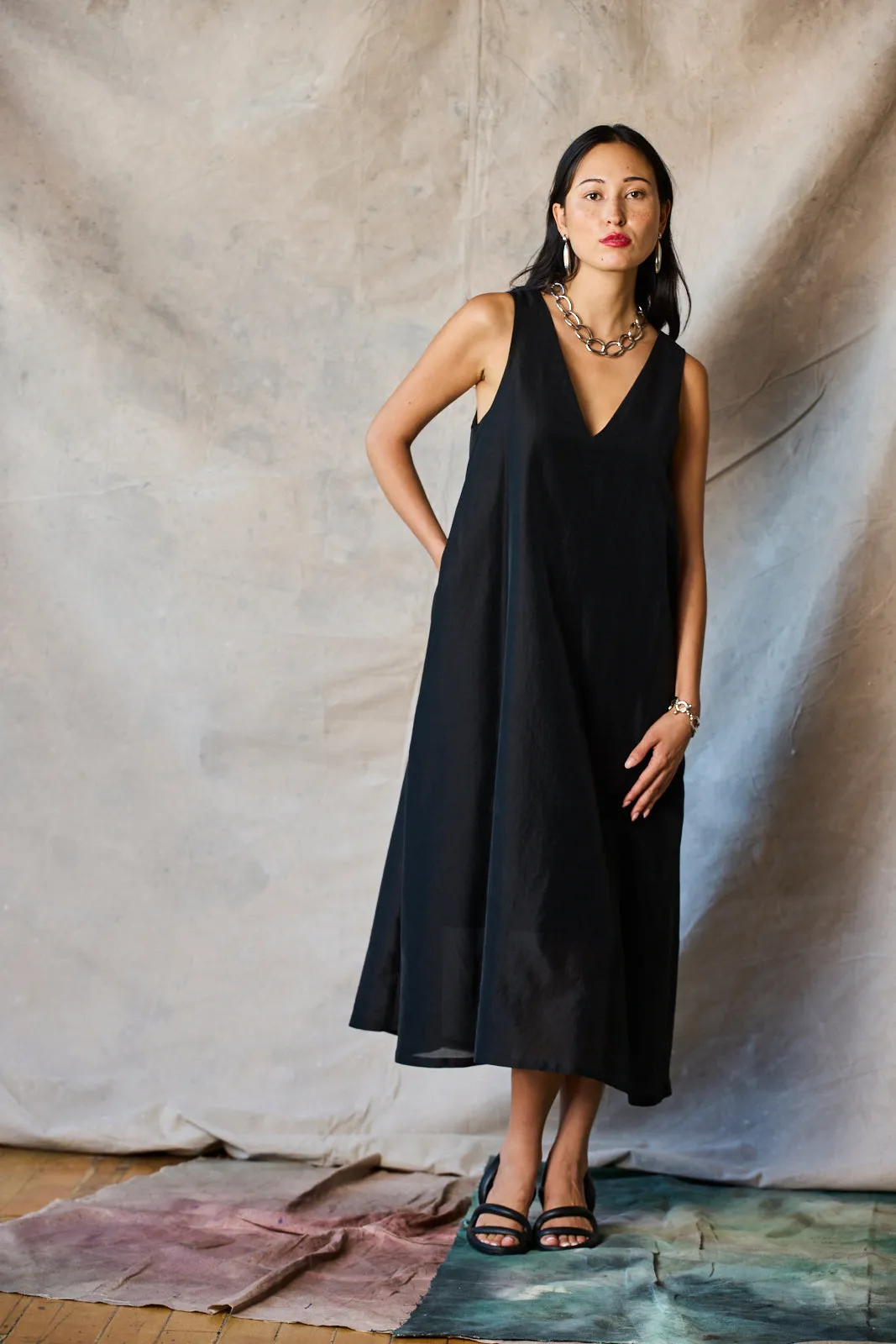 V-Neck Chemise - Sample sold by Devlyn van Loon