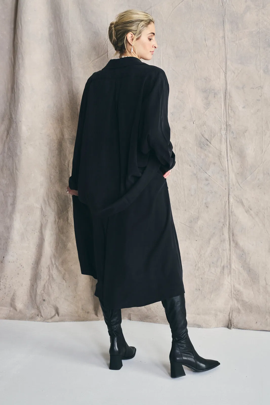 Unisex Snap Shirt - Muted Black Preorder sold by Devlyn van Loon product image thumbnail 3