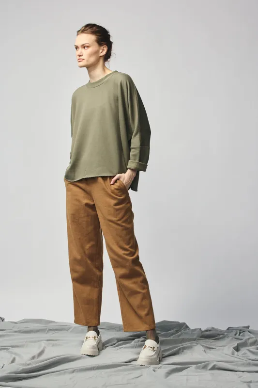 Pullover Sweatshirt - Olive made by Devlyn van Loon