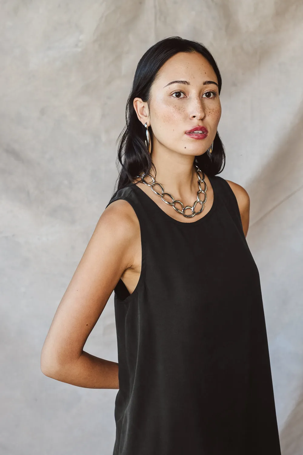 Chemise Shift - Sandwashed Black sold by Devlyn van Loon product image thumbnail 5