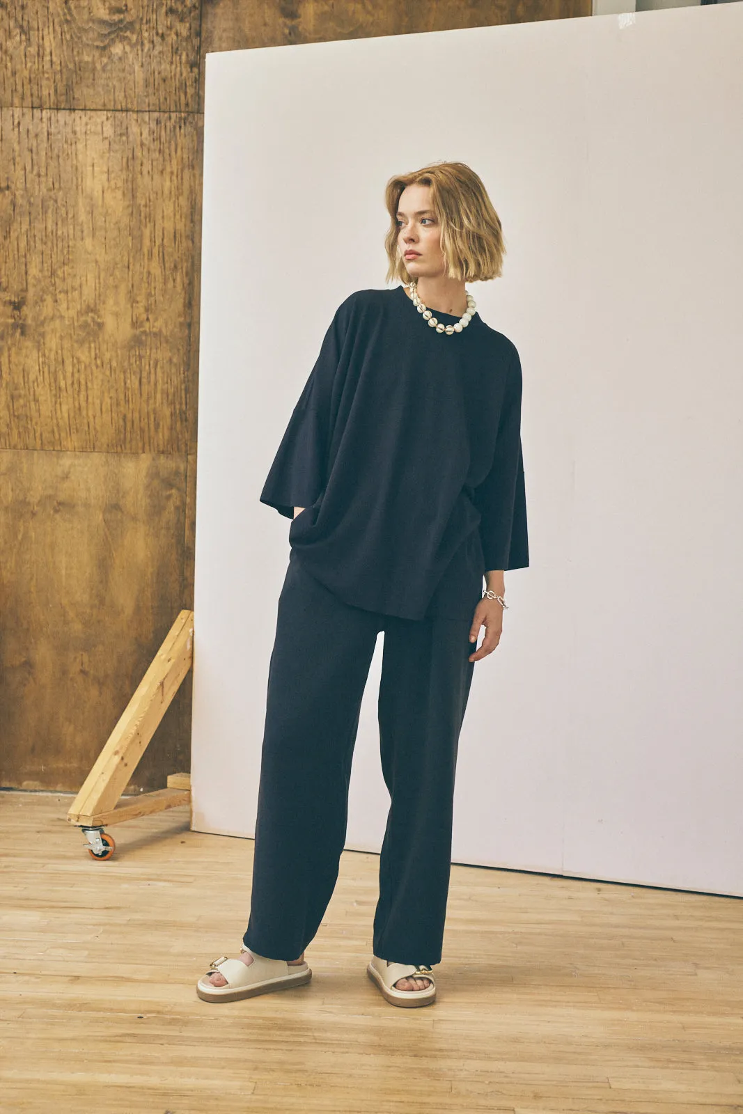 Pullover Tee - Carbon sold by Devlyn van Loon product image thumbnail 4
