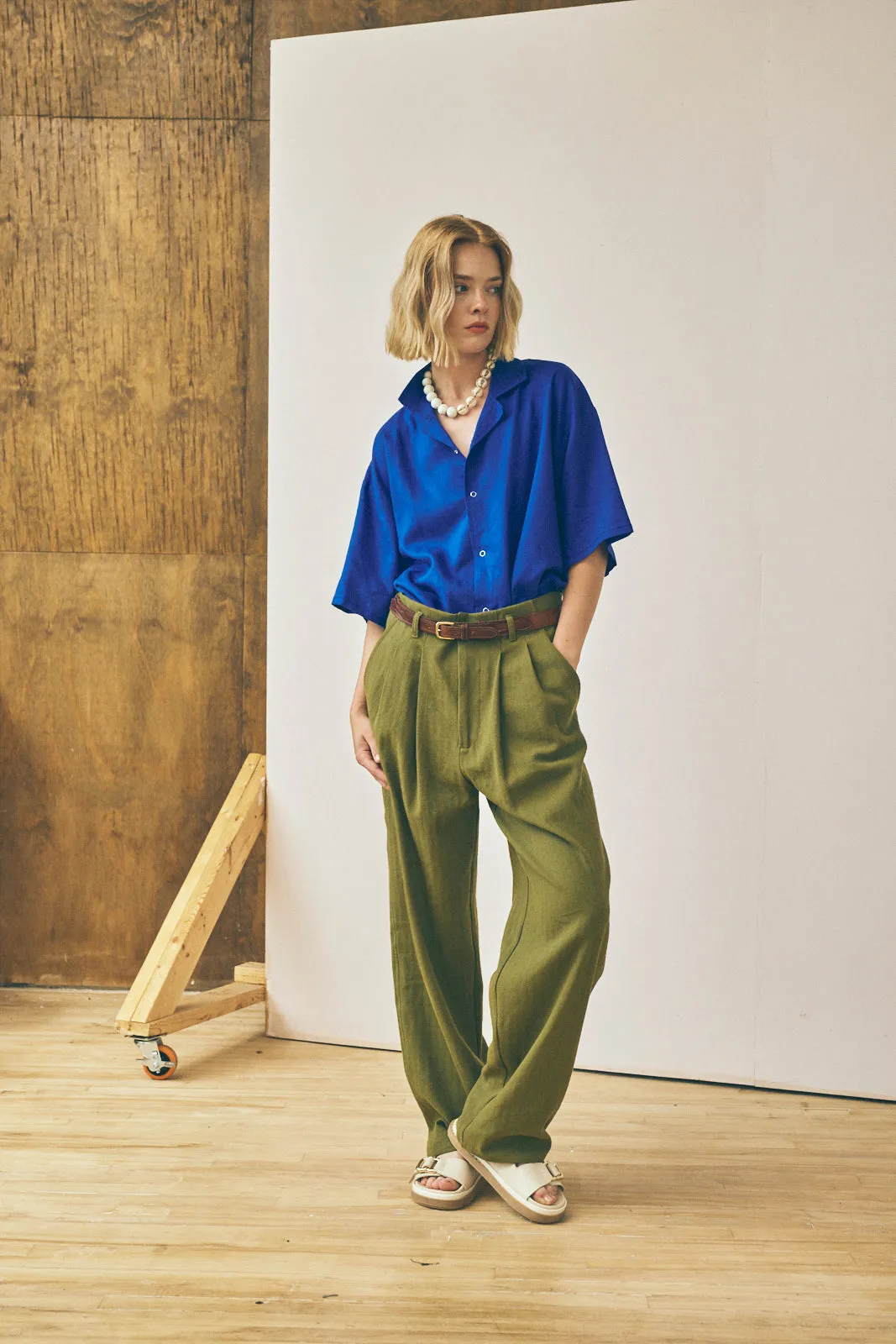 Pleated Trouser - Moss sold by Devlyn van Loon product image thumbnail 3