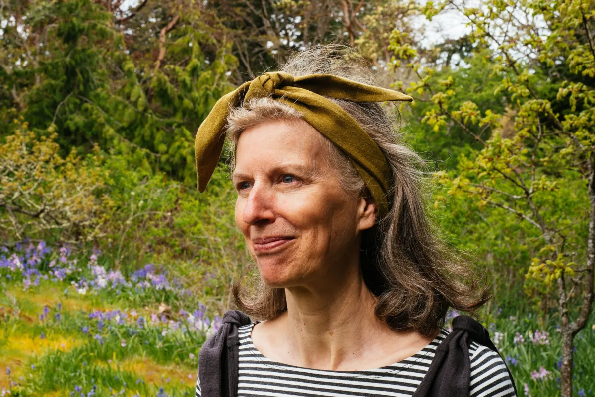 Linen Head and Neck Scarf sold by Leka