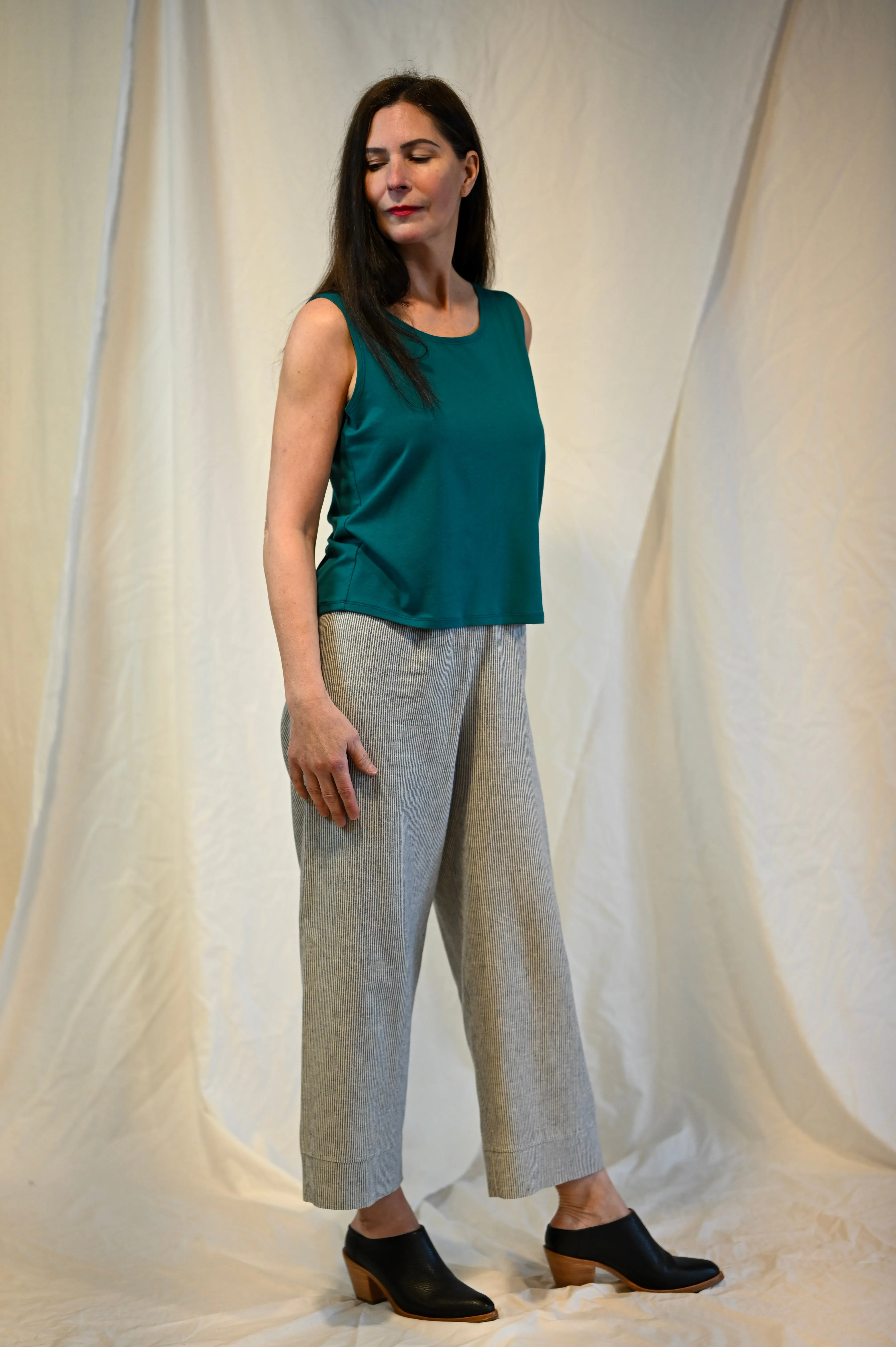 Knit Maggie Crop (SALE) sold by Leka product image thumbnail 3