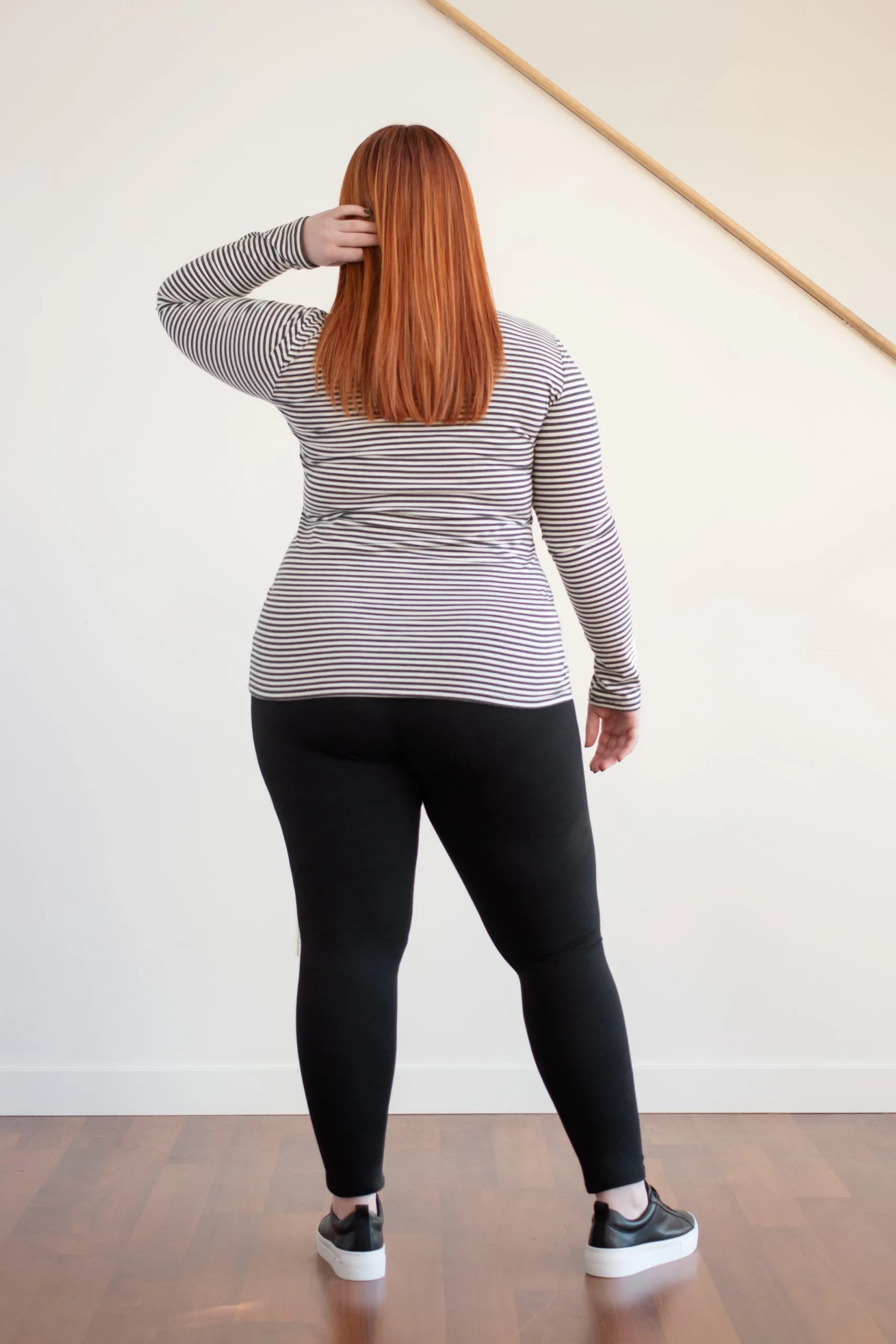 Aase Leggings sold by Leka product image thumbnail 2