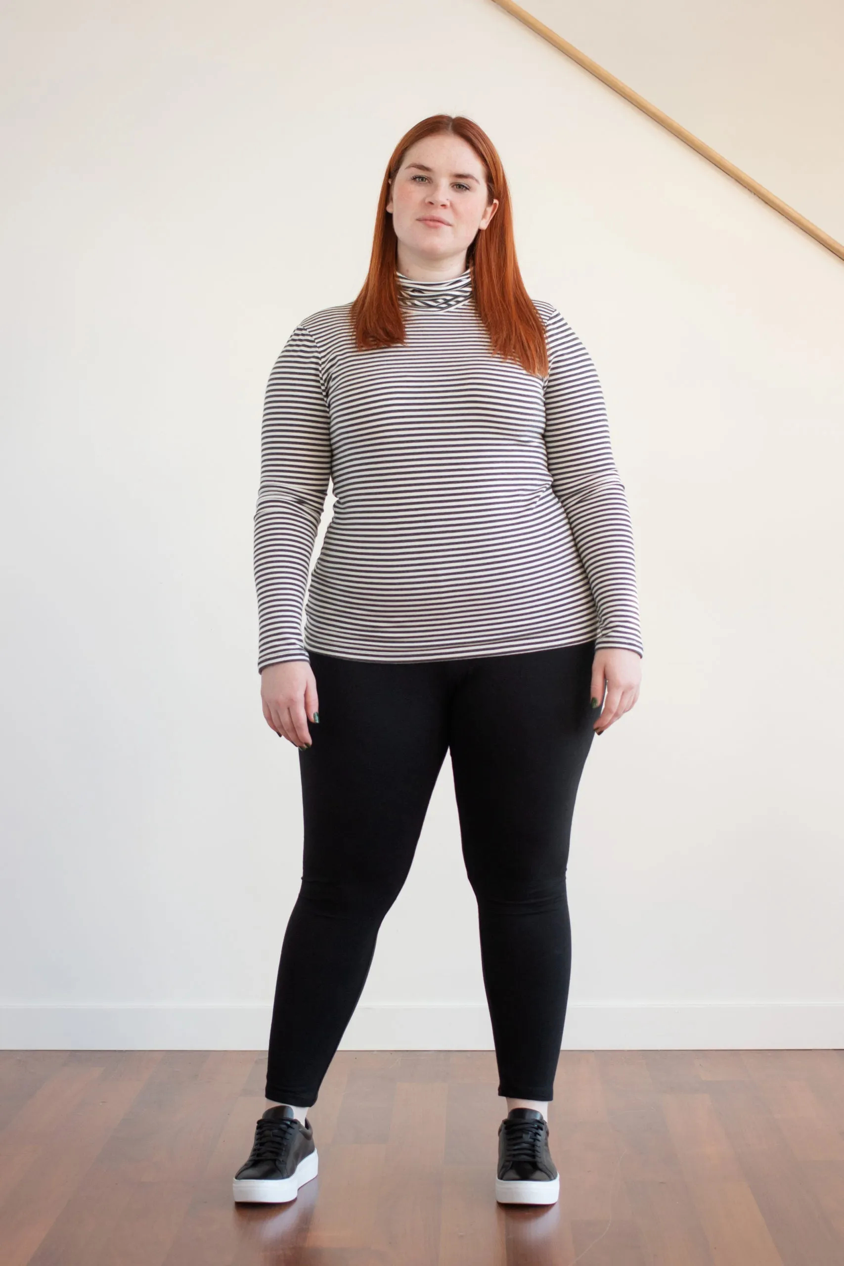 Aase Leggings sold by Leka