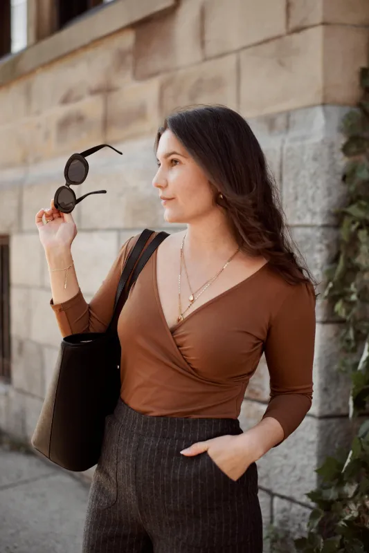 Haut Lara 3/4 sold by Meemoza