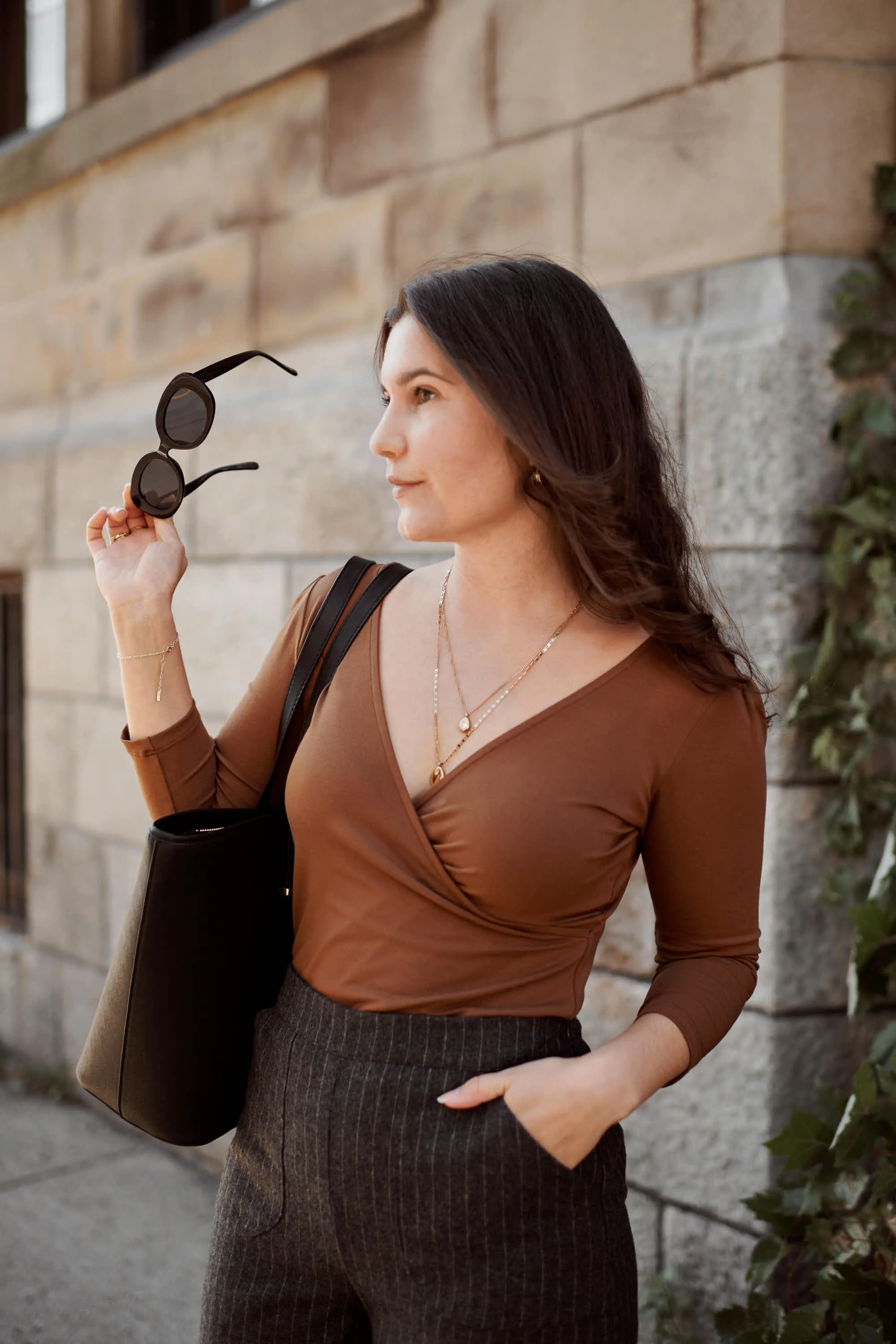 Haut Lara 3/4 sold by Meemoza