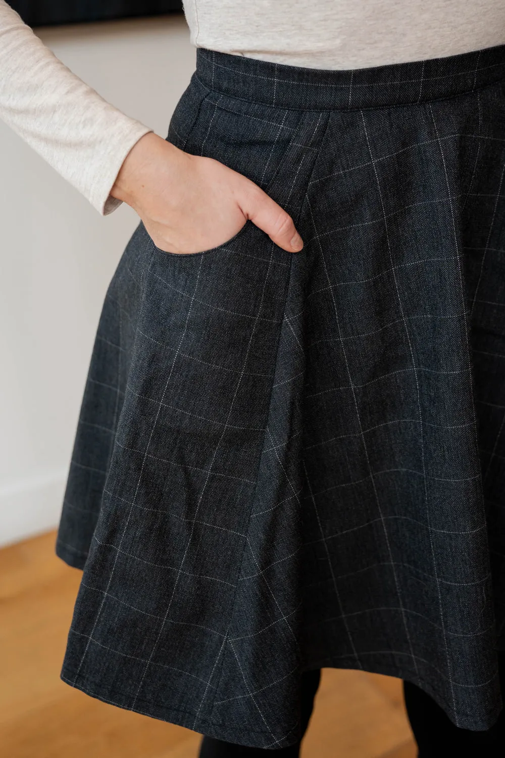 Jupe Daisy en laine récupérée sold by Meemoza product image thumbnail 2