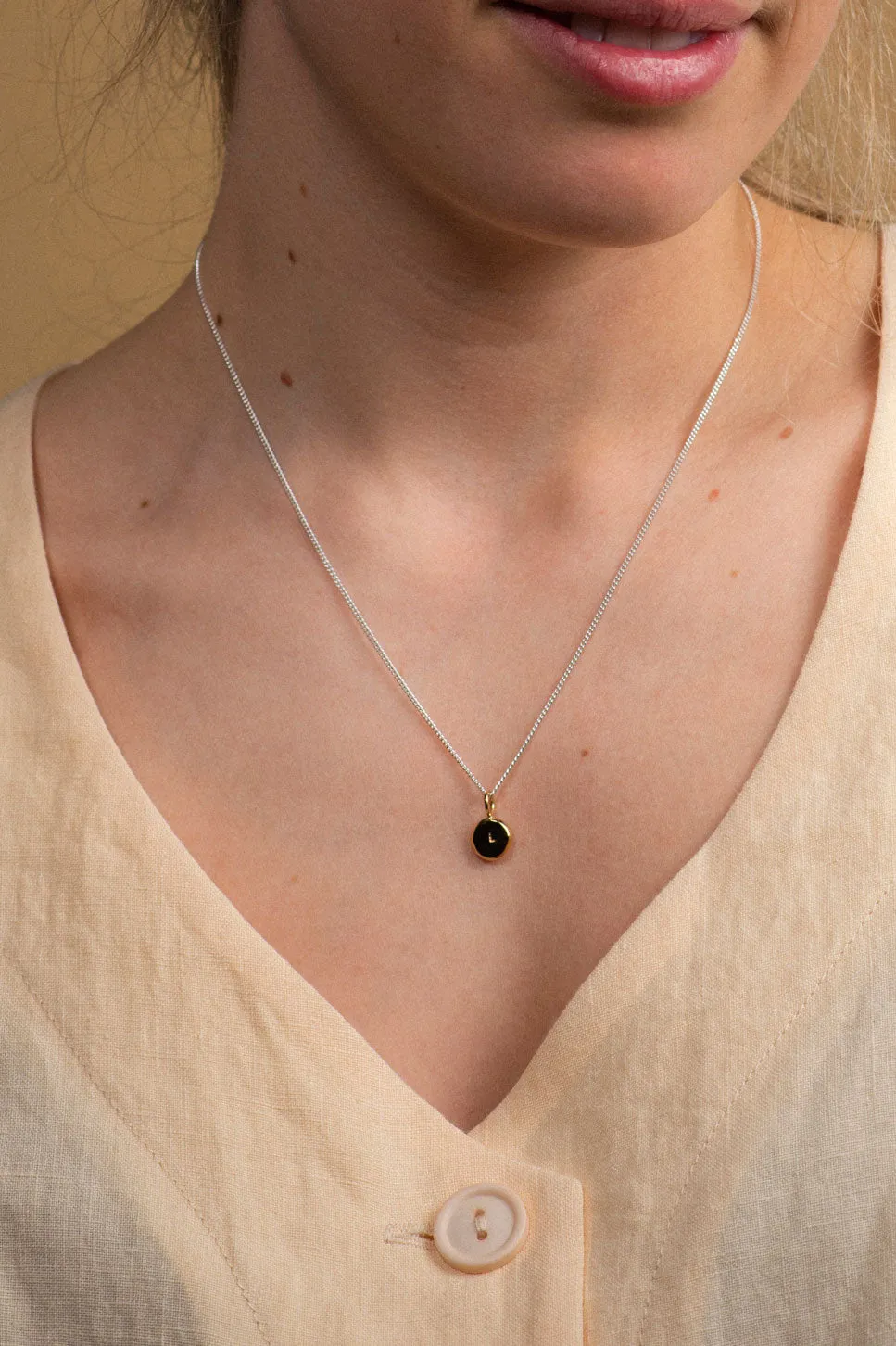 Pendentif rond - Manufacture fait main sold by Meemoza