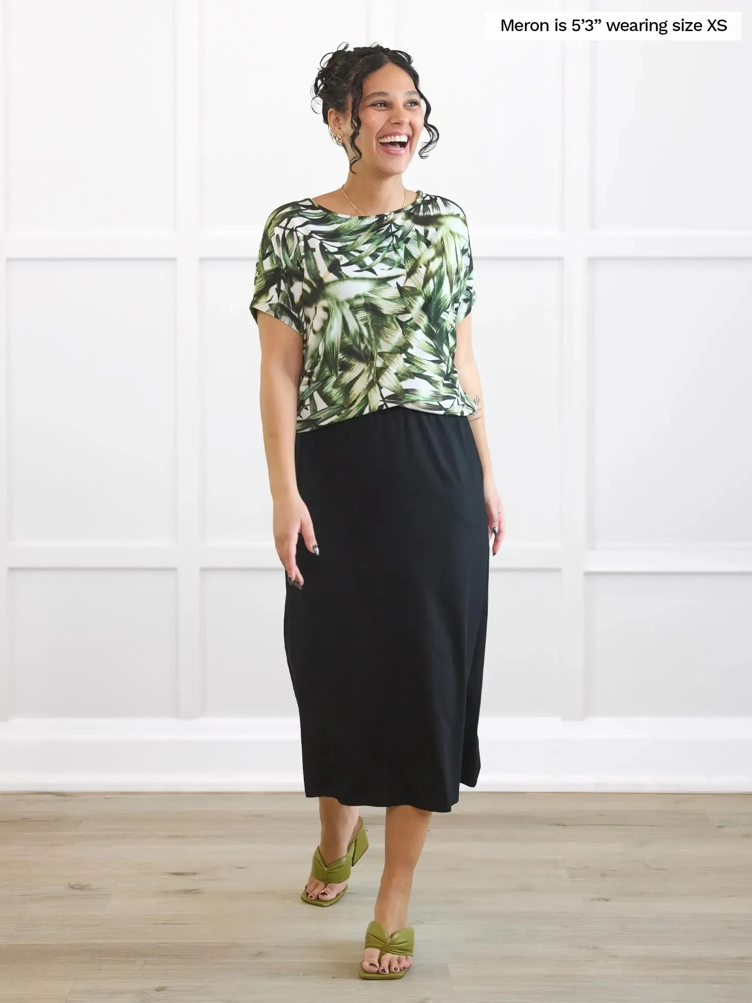 Alondra pocket midi skirt - FINAL SALE sold by Miik product image thumbnail 3