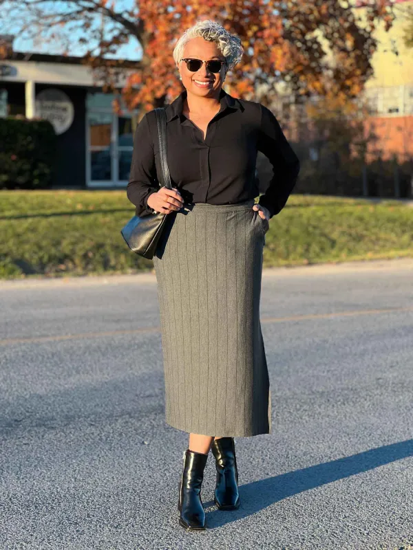 Devon pocket midi skirt - FINAL SALE sold by Miik