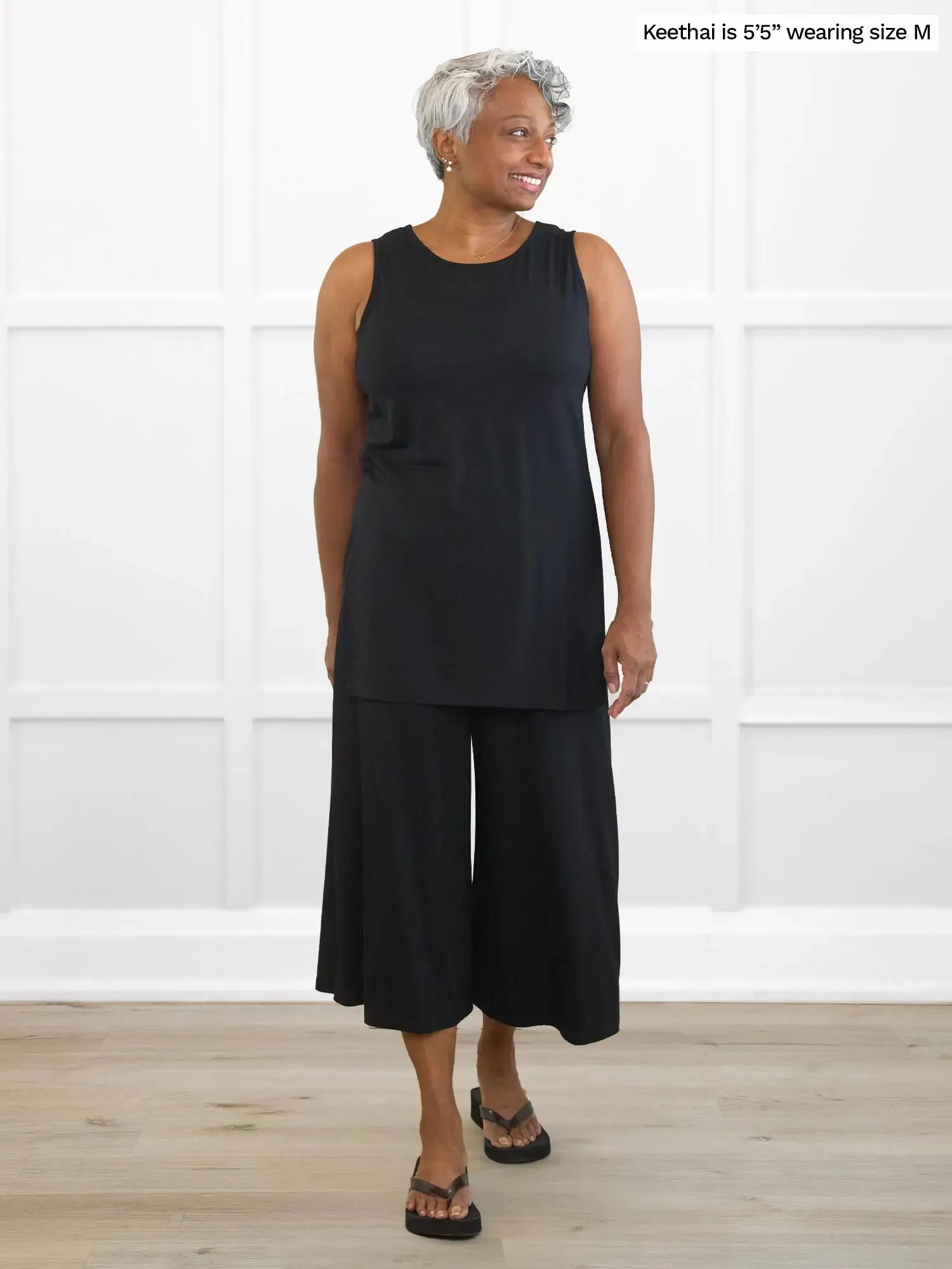 Valencia capri palazzo pocket pant sold by Miik product image thumbnail 4