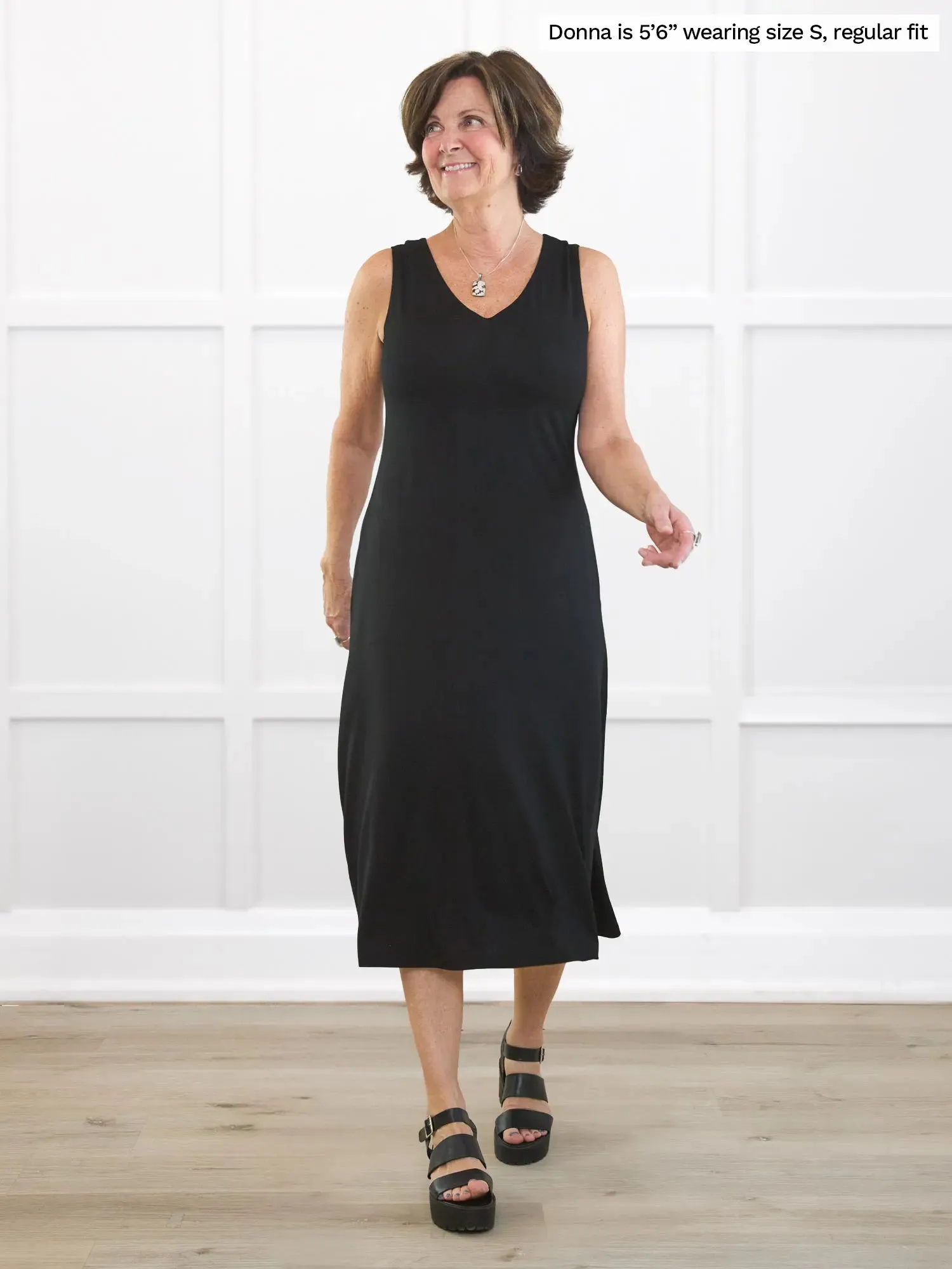 Margot v-neck midi dress with pockets - FINAL SALE sold by Miik product image thumbnail 2