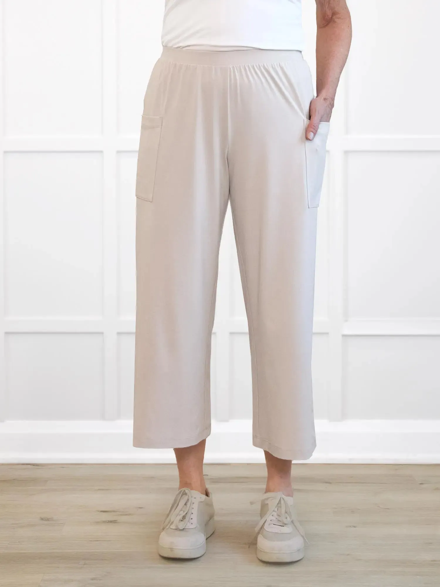 Merritt wide leg lounge capri pant - FINAL SALE sold by Miik