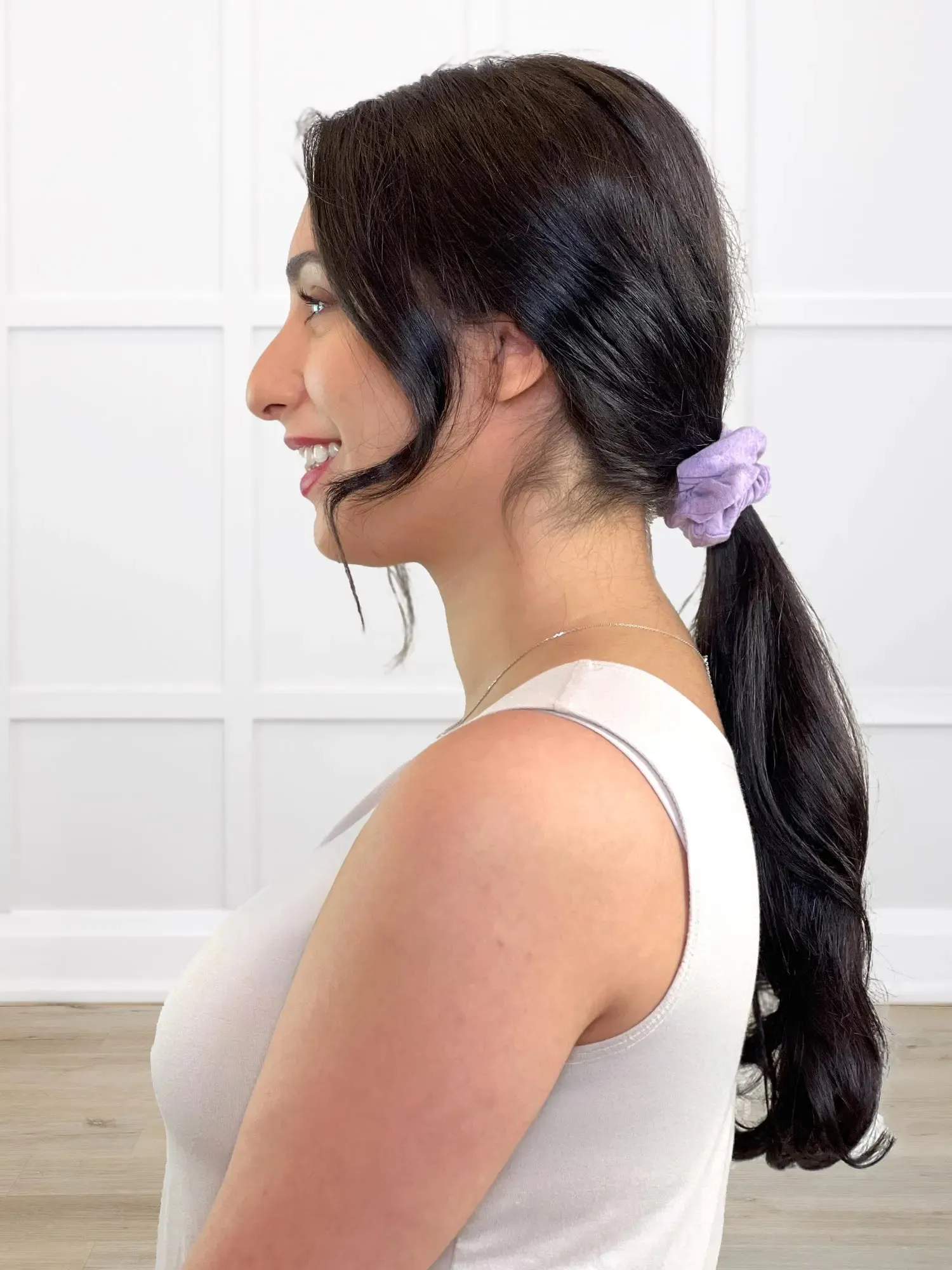 Anvi hair scrunchie sold by Miik product image thumbnail 4