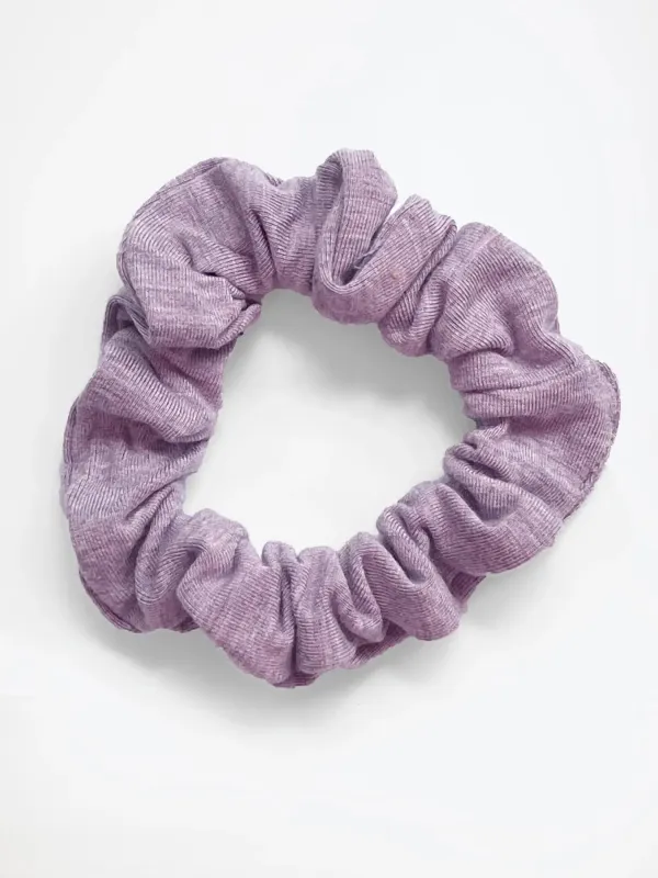 Anvi hair scrunchie sold by Miik