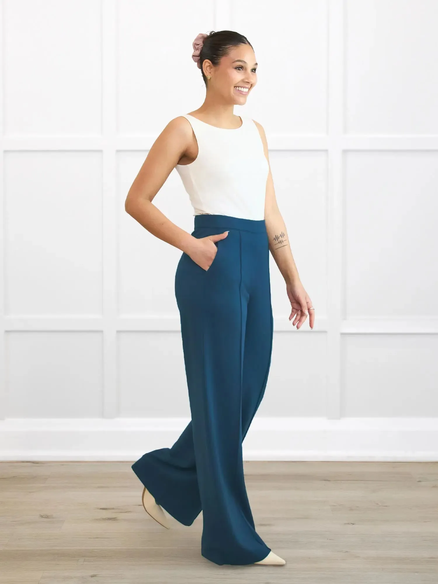 Maxine wide leg pintuck ponte pant - FINAL SALE sold by Miik product image thumbnail 3
