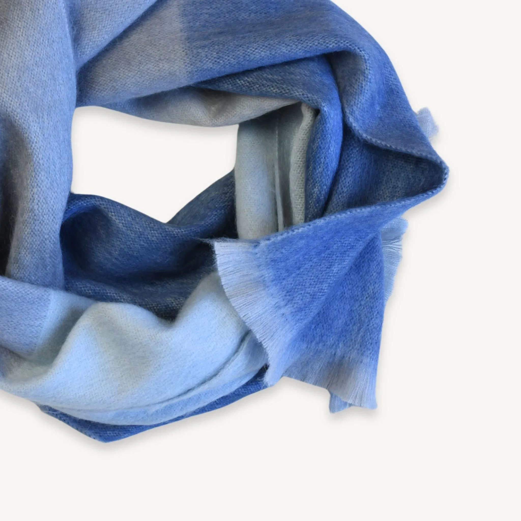 Alpaca Seamless Block Scarf sold by POKOLOKO product image thumbnail 3