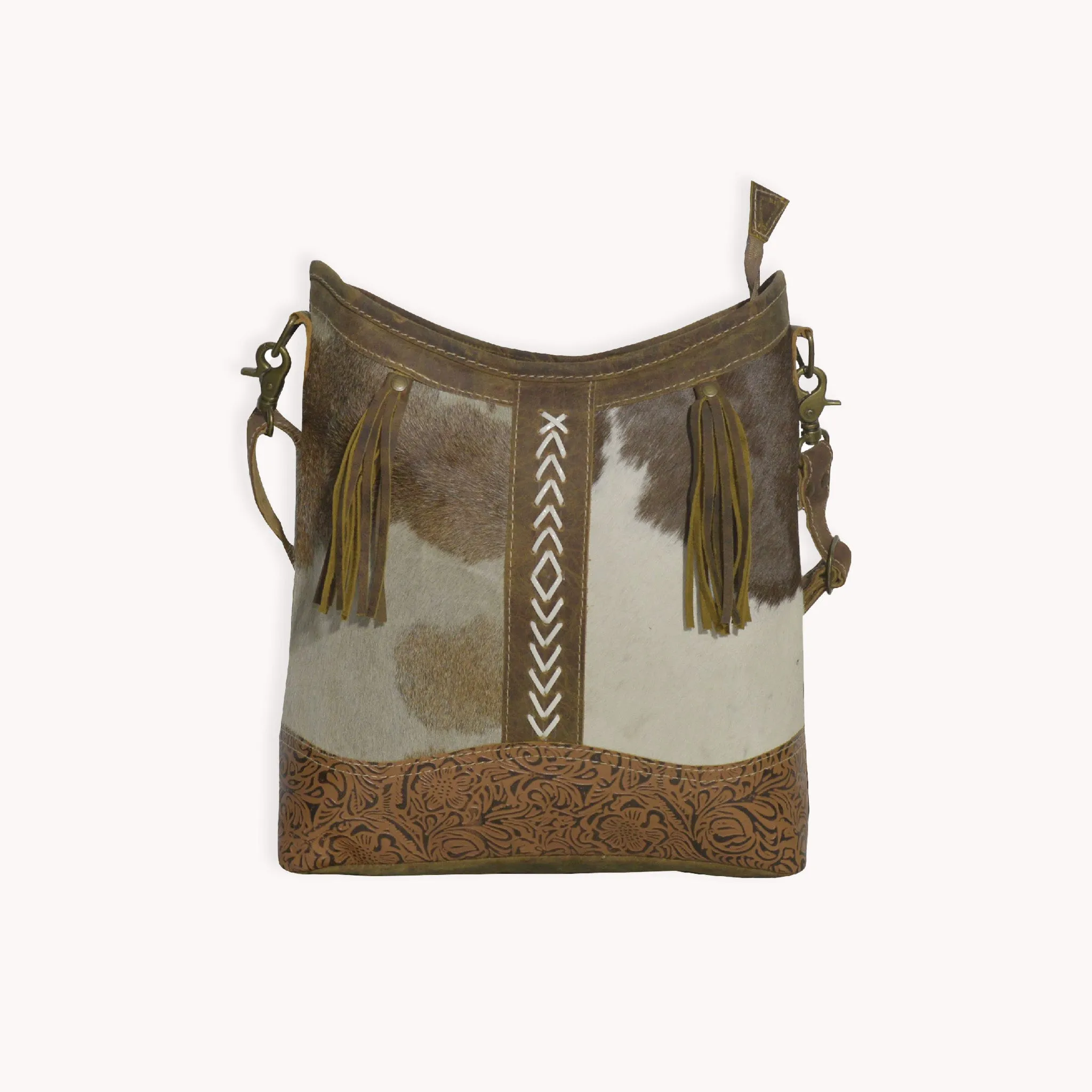 Oakley Leather & Hairon sold by POKOLOKO