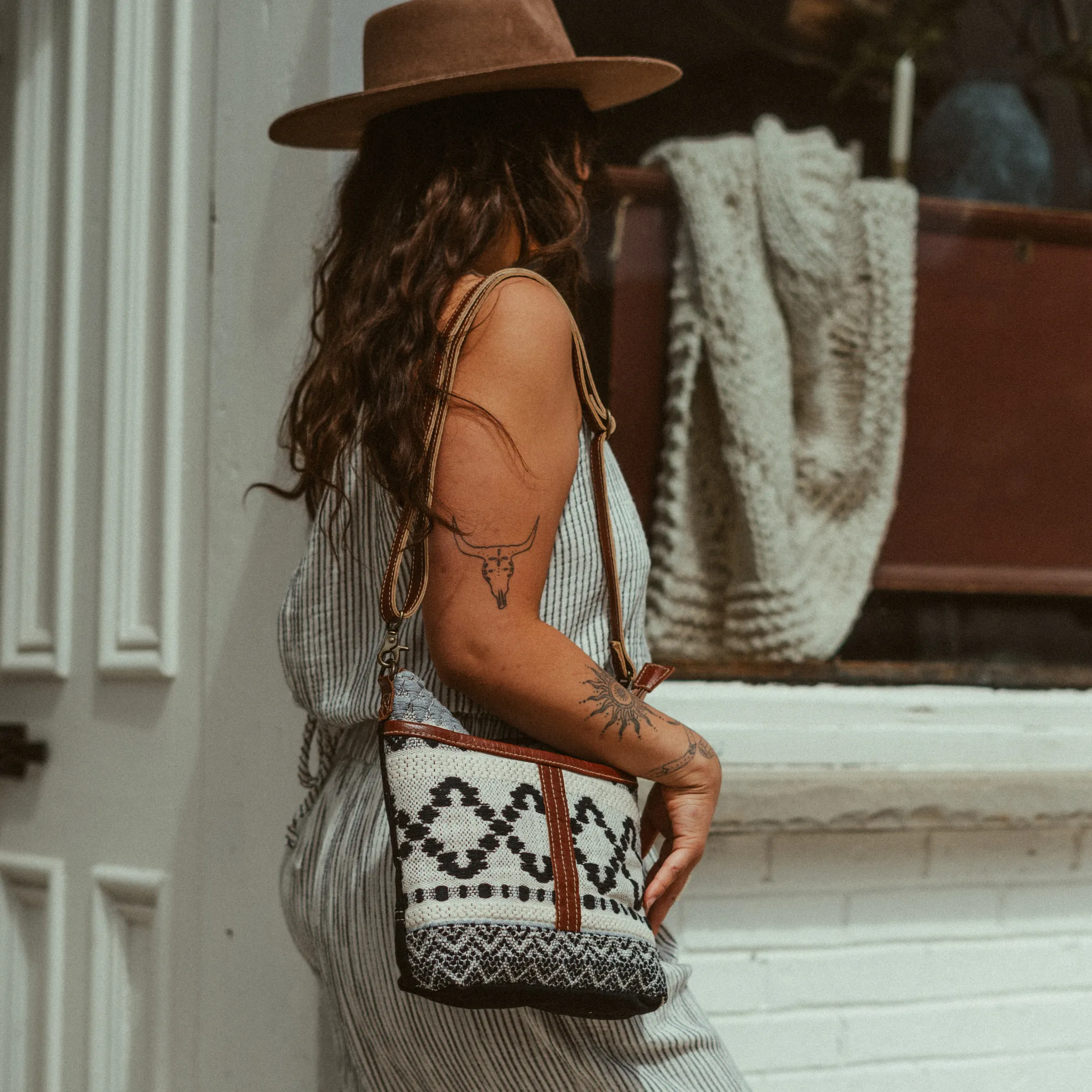 Mesa Shoulder Bag sold by POKOLOKO product image thumbnail 2