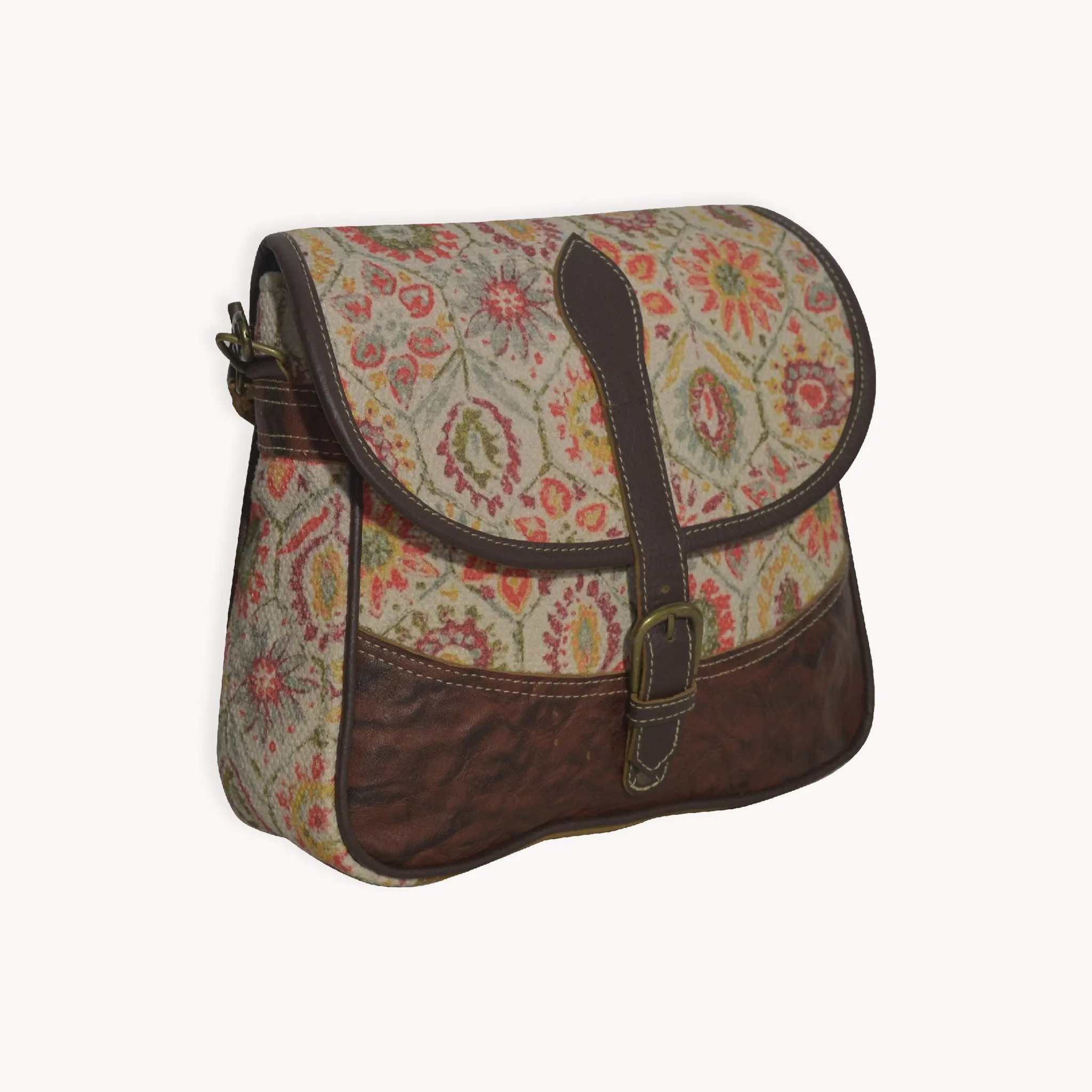 Buckeye Shoulder Bag sold by POKOLOKO product image thumbnail 4