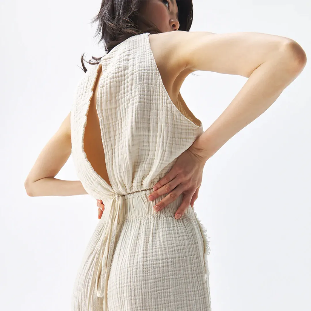 Crinkle Keyhole Tank Top sold by POKOLOKO product image thumbnail 2