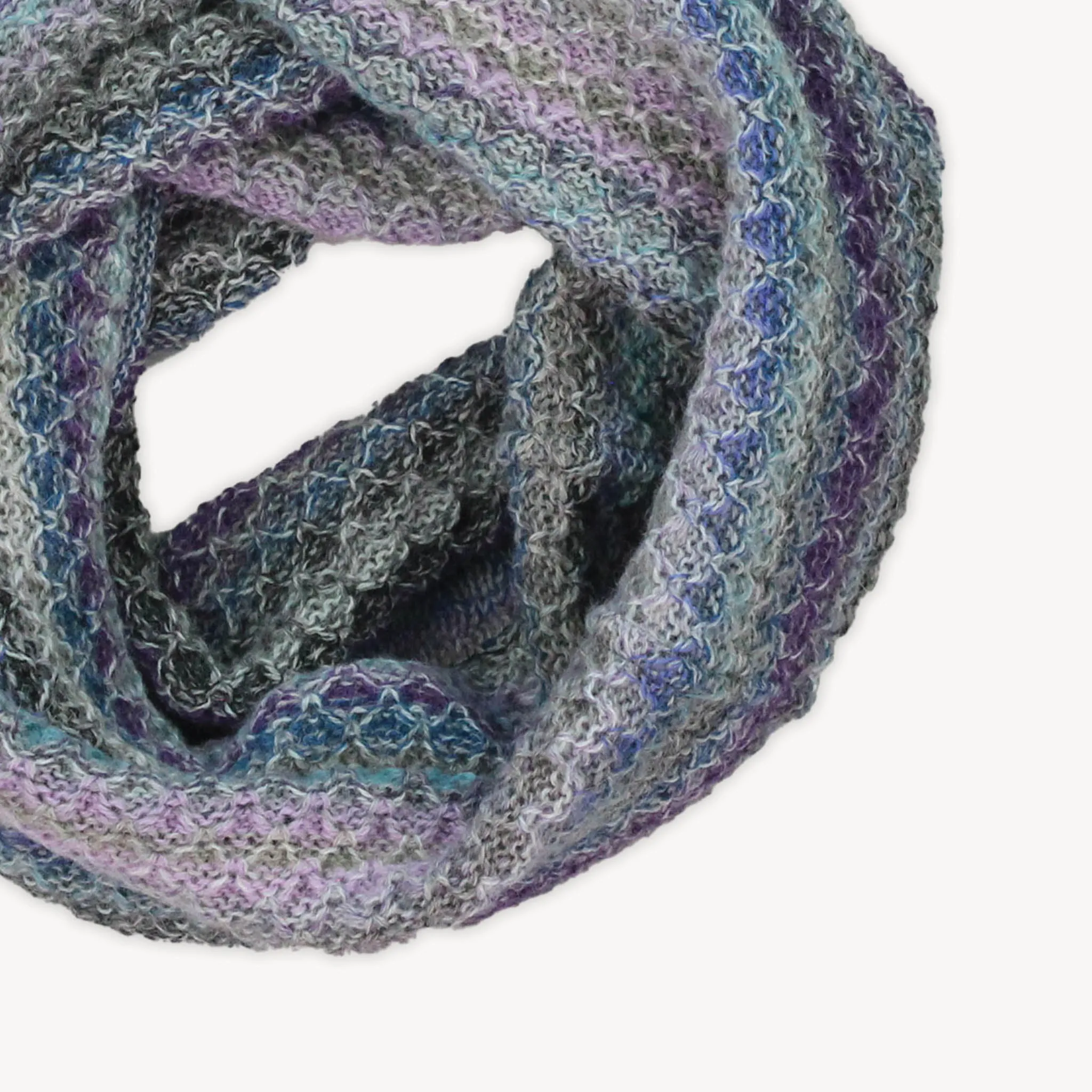 Alpaca Aurora Infinity Scarf sold by POKOLOKO product image thumbnail 4